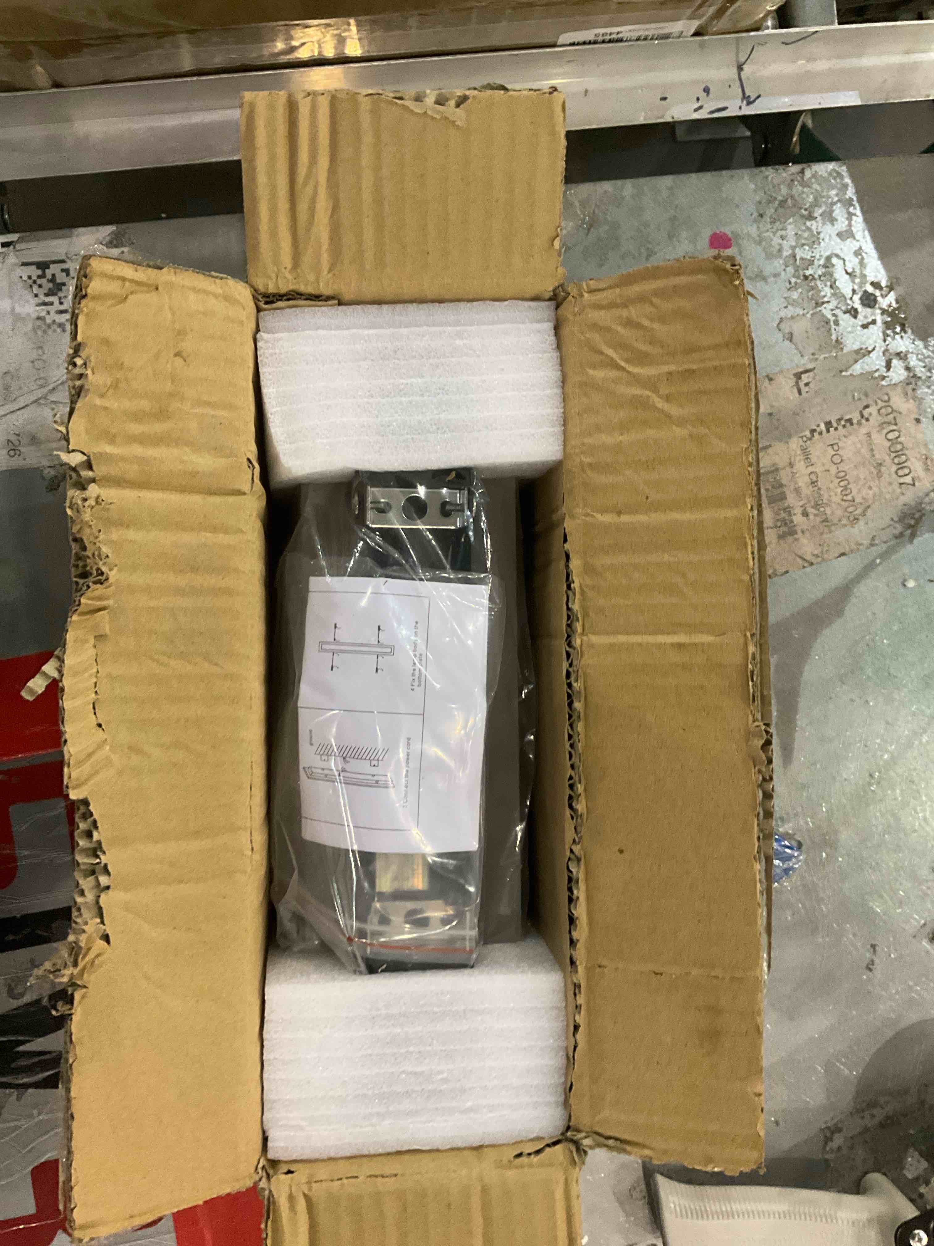 https://s3.amazonaws.com/lotting-images-prod/BargainHunt/EXS01321711_1712661855023.jpeg