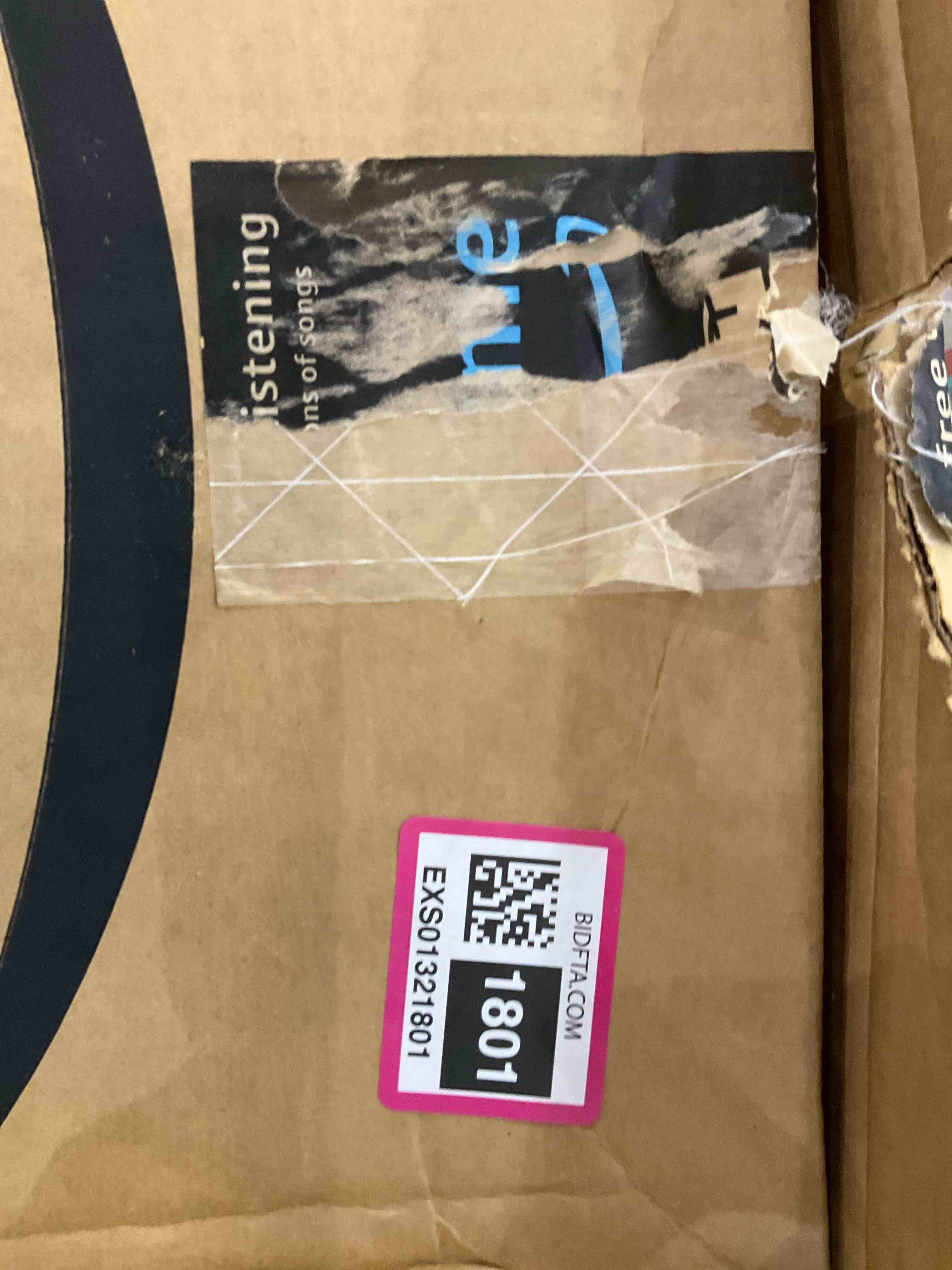 https://s3.amazonaws.com/lotting-images-prod/BargainHunt/EXS01321801_1712757806294.jpeg