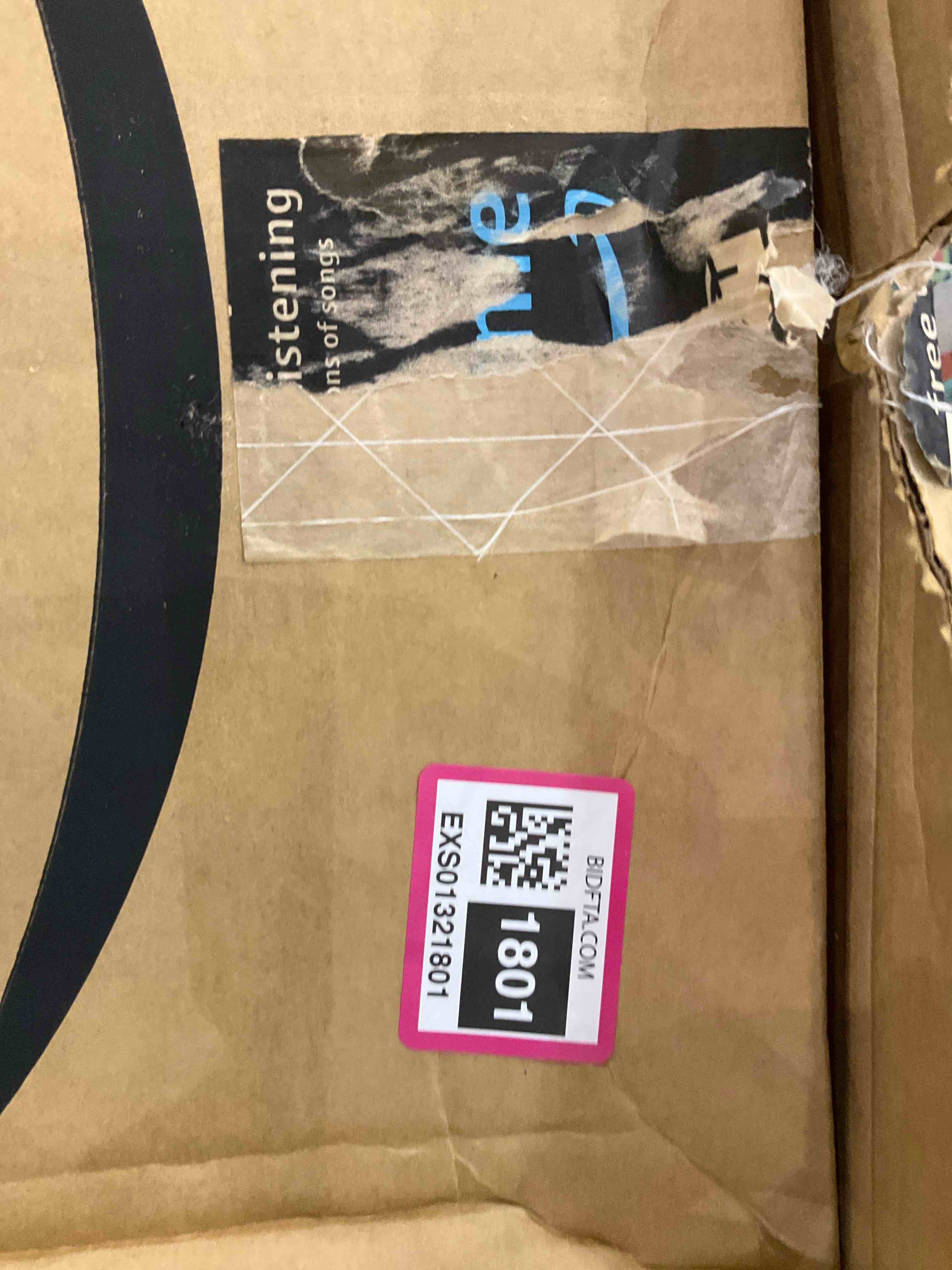 https://s3.amazonaws.com/lotting-images-prod/BargainHunt/EXS01321801_1712757807378.jpeg