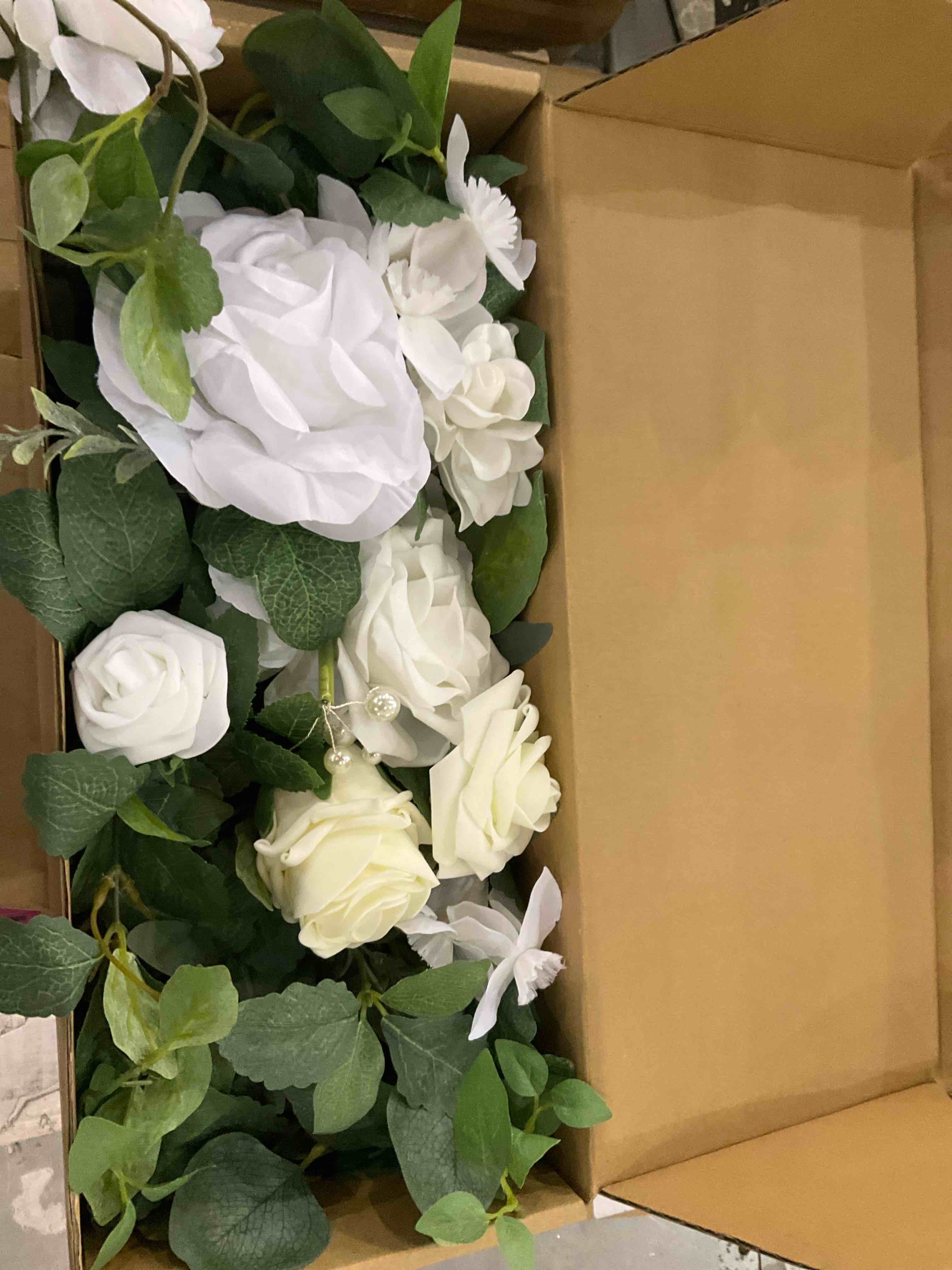 https://s3.amazonaws.com/lotting-images-prod/BargainHunt/EXS01321813_1712758814827.jpeg