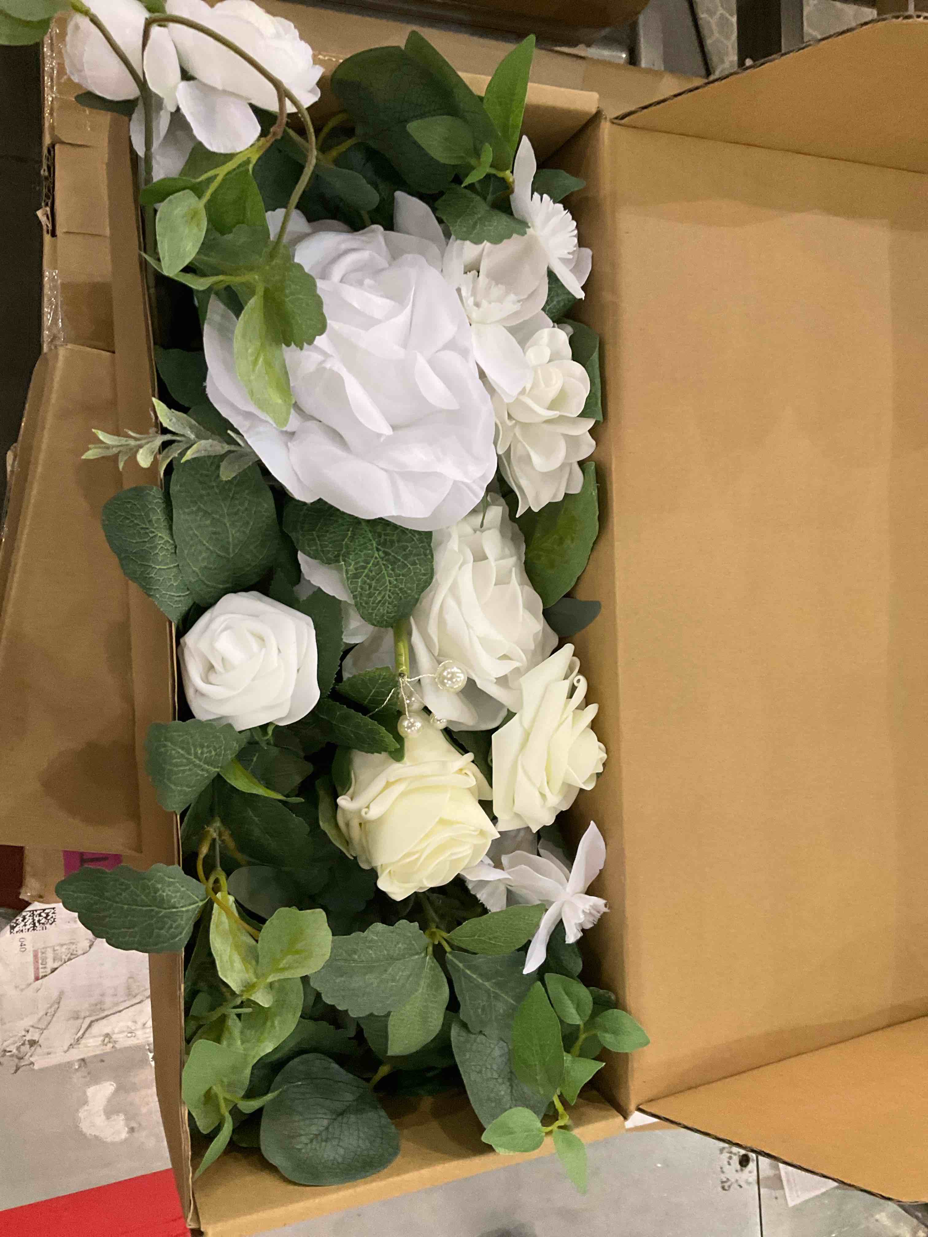 https://s3.amazonaws.com/lotting-images-prod/BargainHunt/EXS01321813_1712758816160.jpeg
