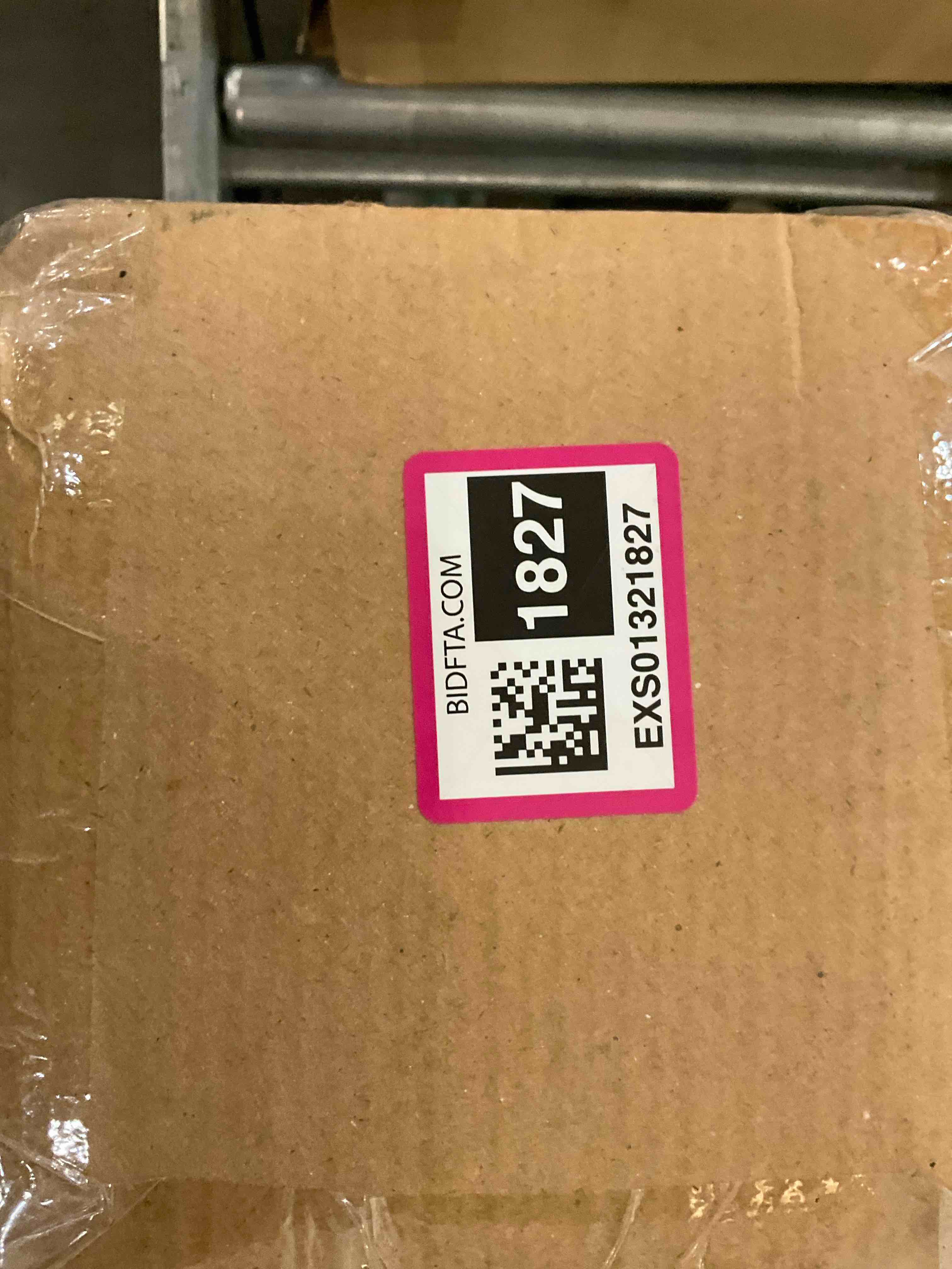 https://s3.amazonaws.com/lotting-images-prod/BargainHunt/EXS01321827_1712760437821.jpeg