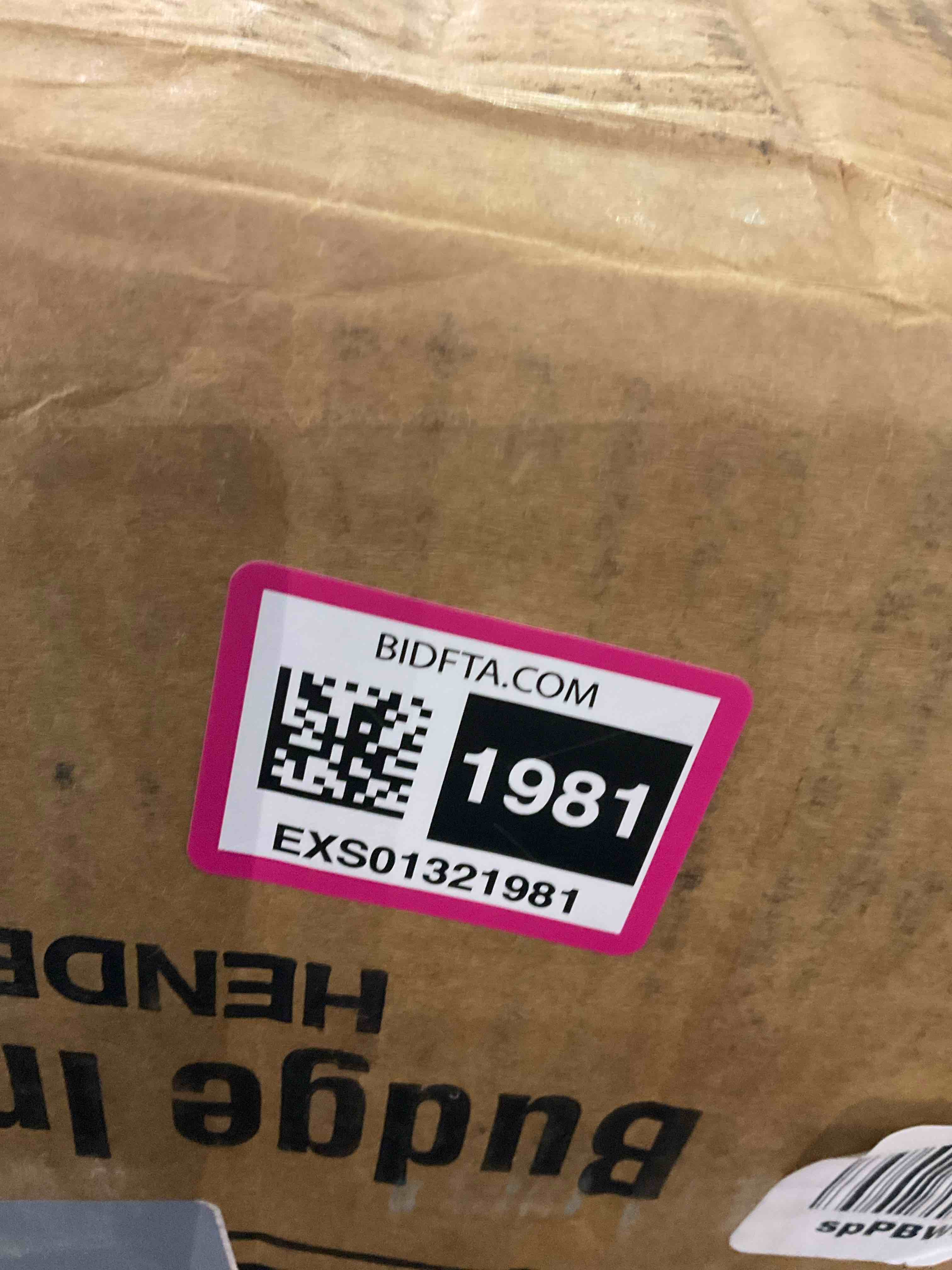 https://s3.amazonaws.com/lotting-images-prod/BargainHunt/EXS01321981_1712844223332.jpeg