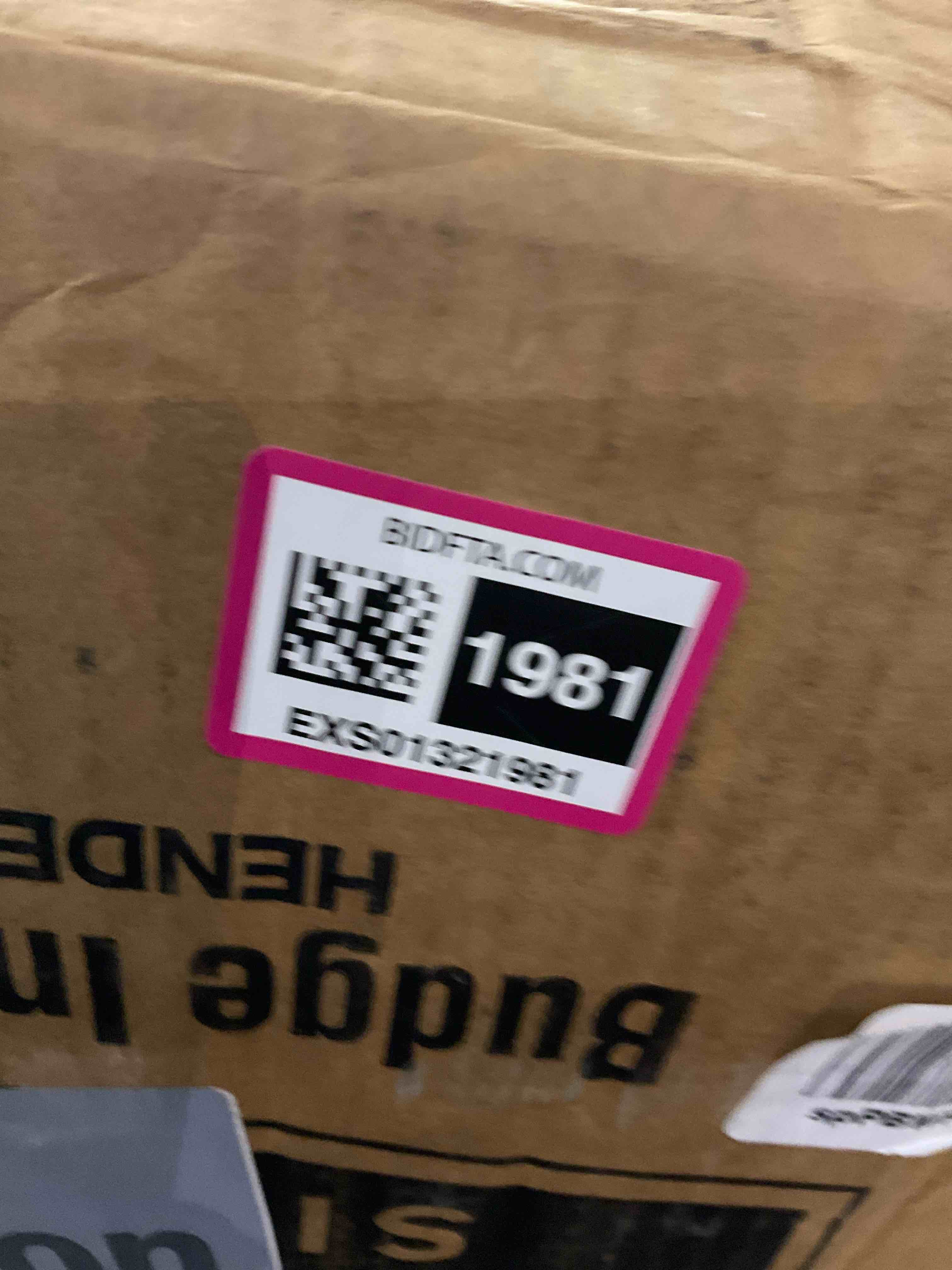 https://s3.amazonaws.com/lotting-images-prod/BargainHunt/EXS01321981_1712844224369.jpeg