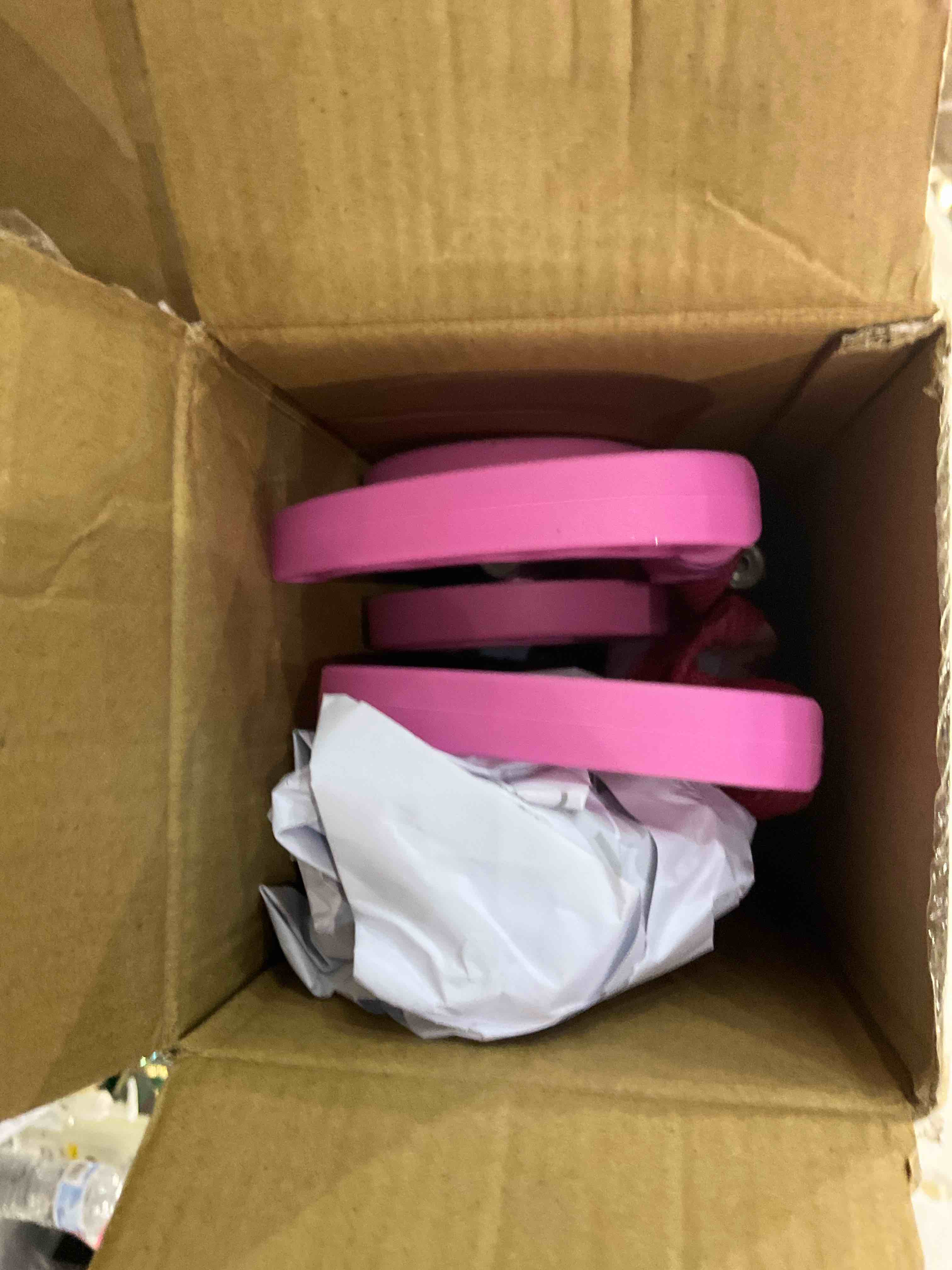 https://s3.amazonaws.com/lotting-images-prod/BargainHunt/EXS01322047_1711970914363.jpeg