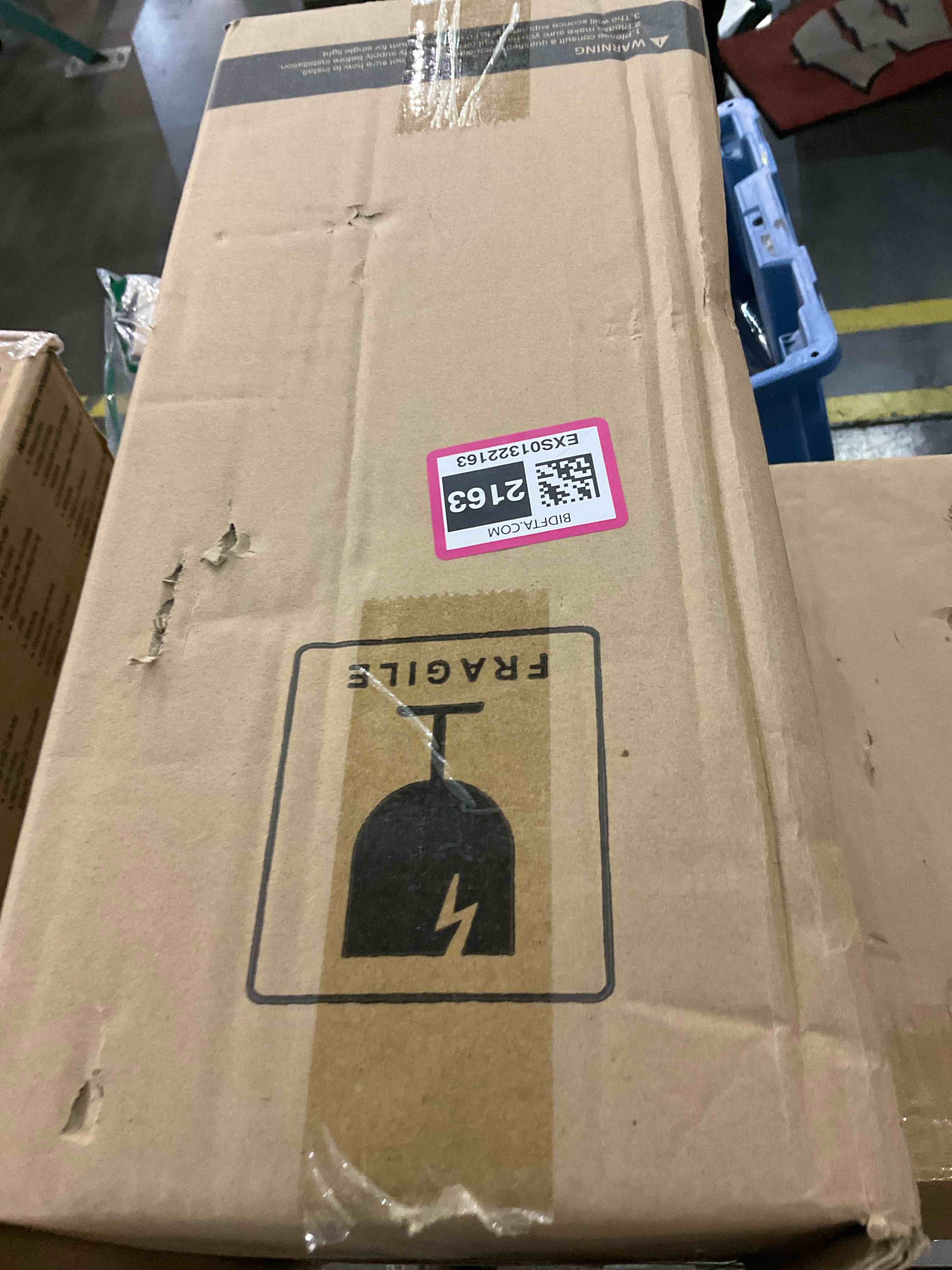https://s3.amazonaws.com/lotting-images-prod/BargainHunt/EXS01322163_1712060481191.jpeg
