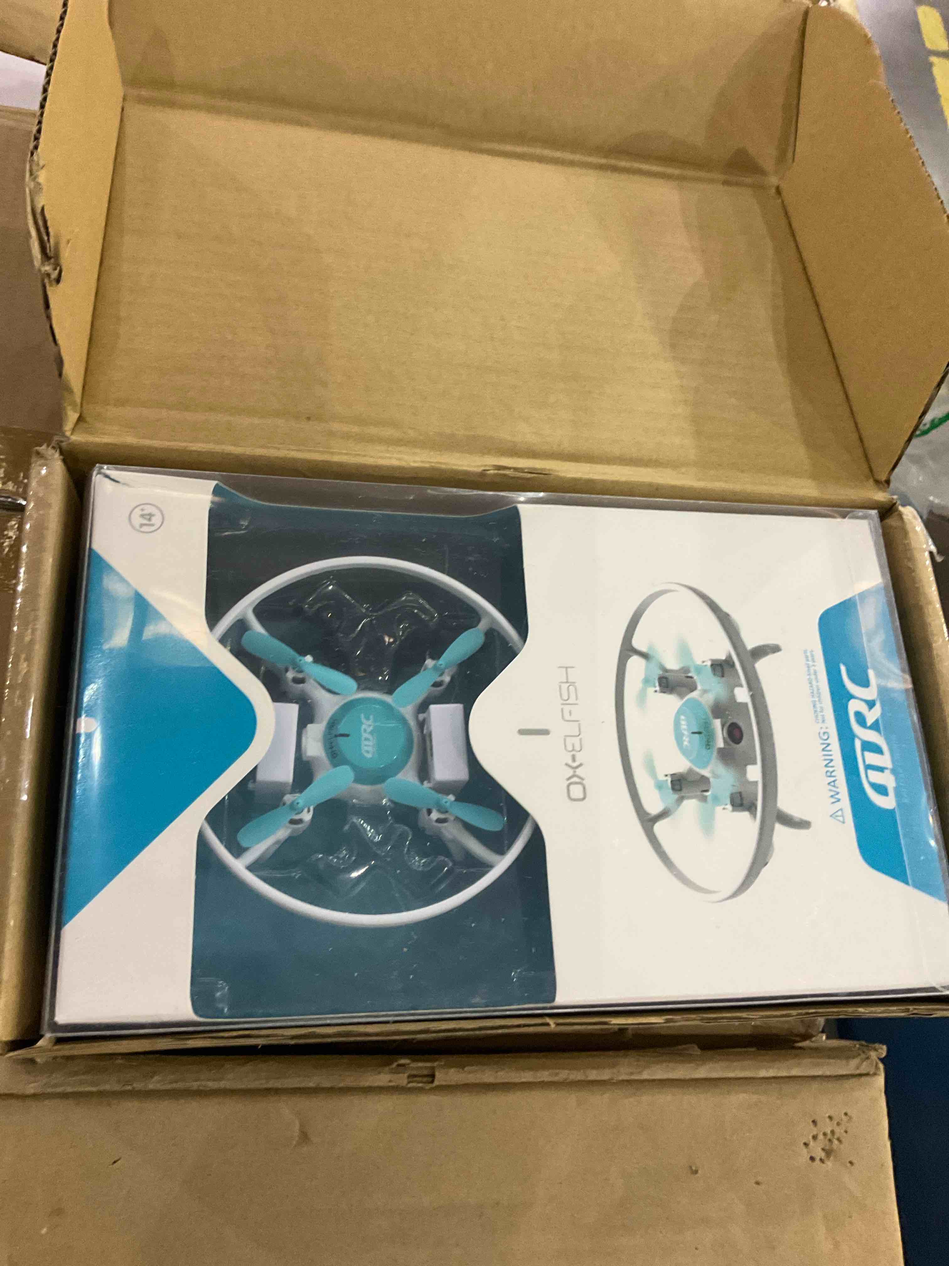 https://s3.amazonaws.com/lotting-images-prod/BargainHunt/EXS01322174_1712065703317.jpeg