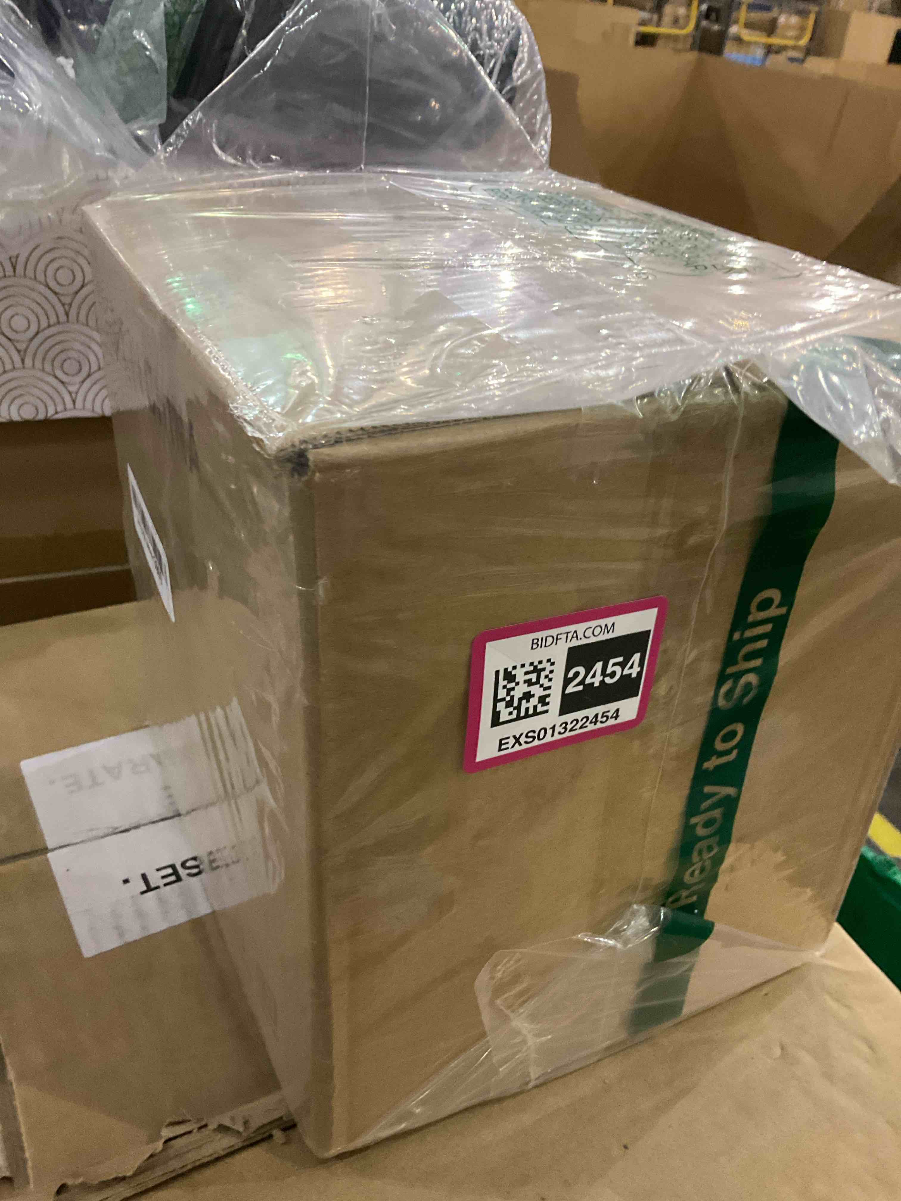 https://s3.amazonaws.com/lotting-images-prod/BargainHunt/EXS01322454_1712663705369.jpeg