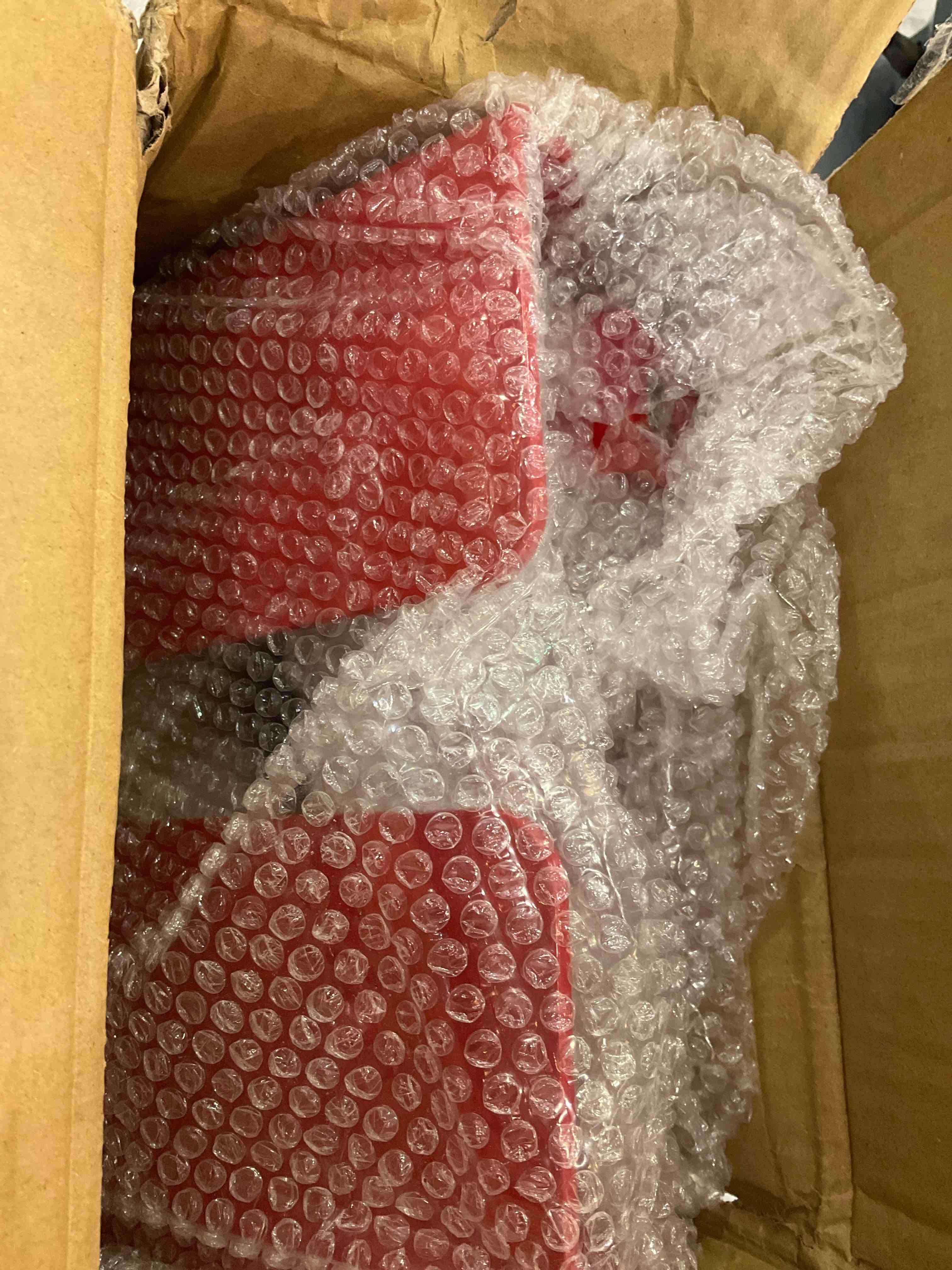 https://s3.amazonaws.com/lotting-images-prod/BargainHunt/EXS01322734_1712339261443.jpeg