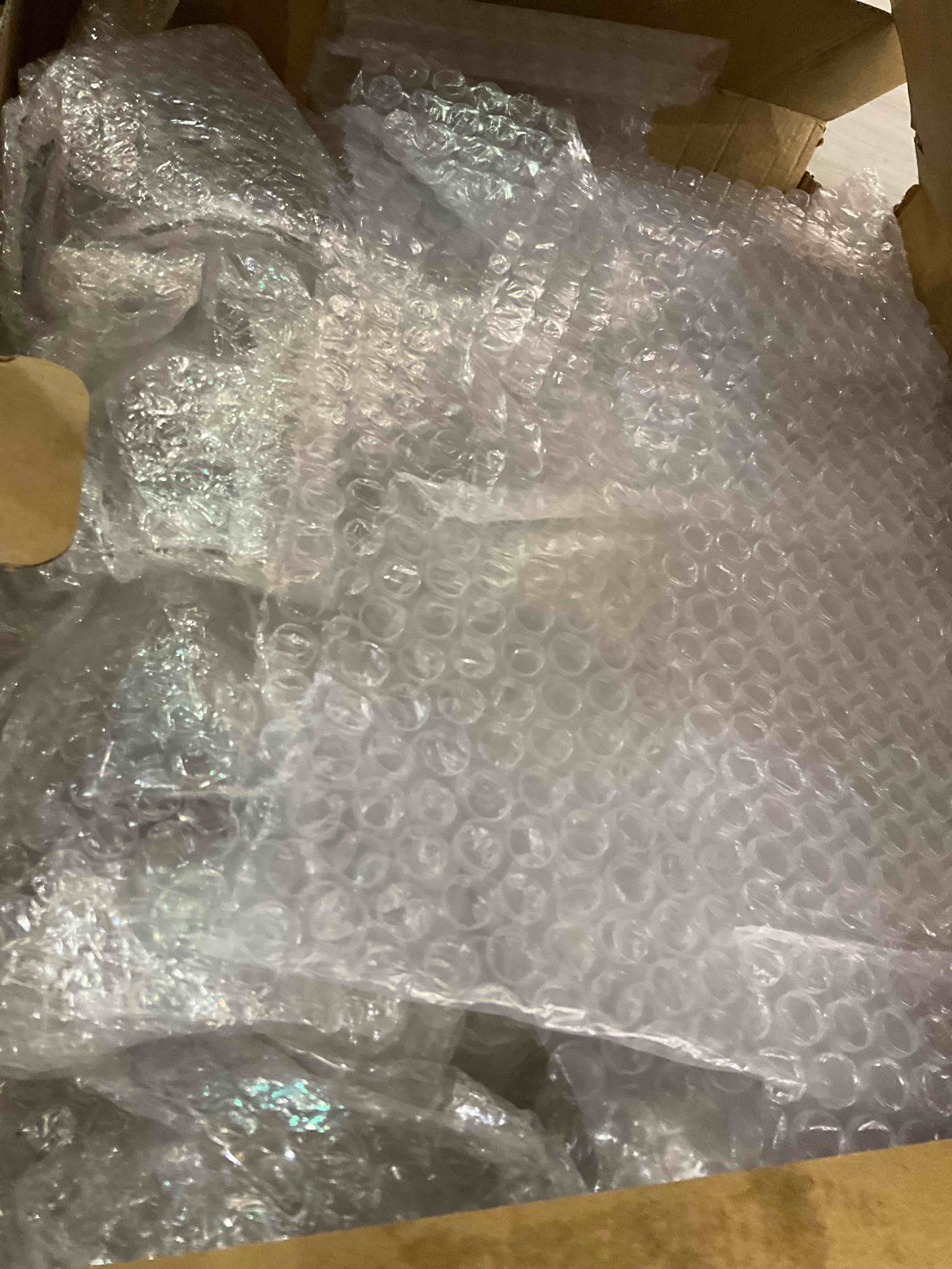 https://s3.amazonaws.com/lotting-images-prod/BargainHunt/EXS01322763_1712344222004.jpeg