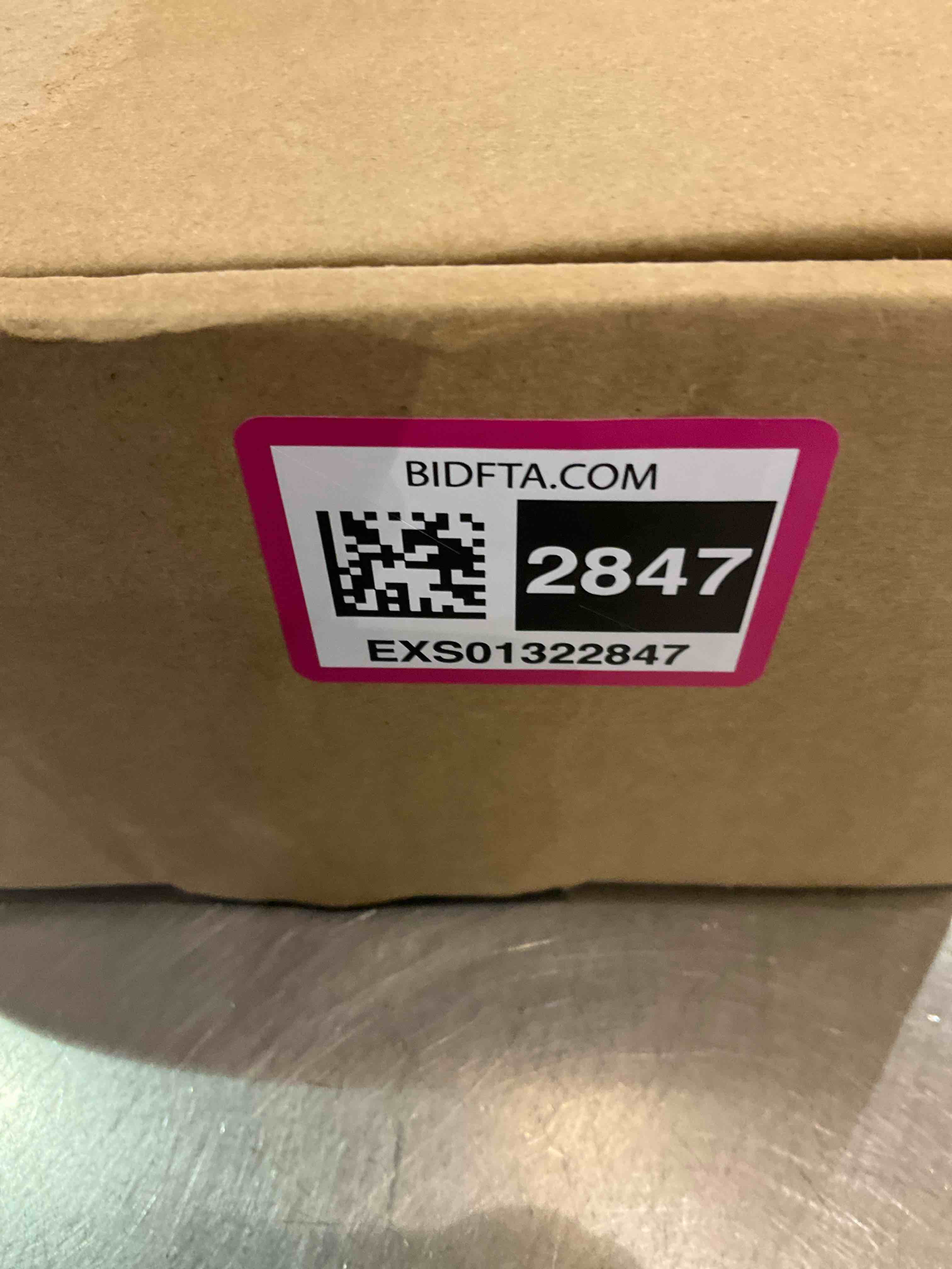 https://s3.amazonaws.com/lotting-images-prod/BargainHunt/EXS01322847_1712598560706.jpeg