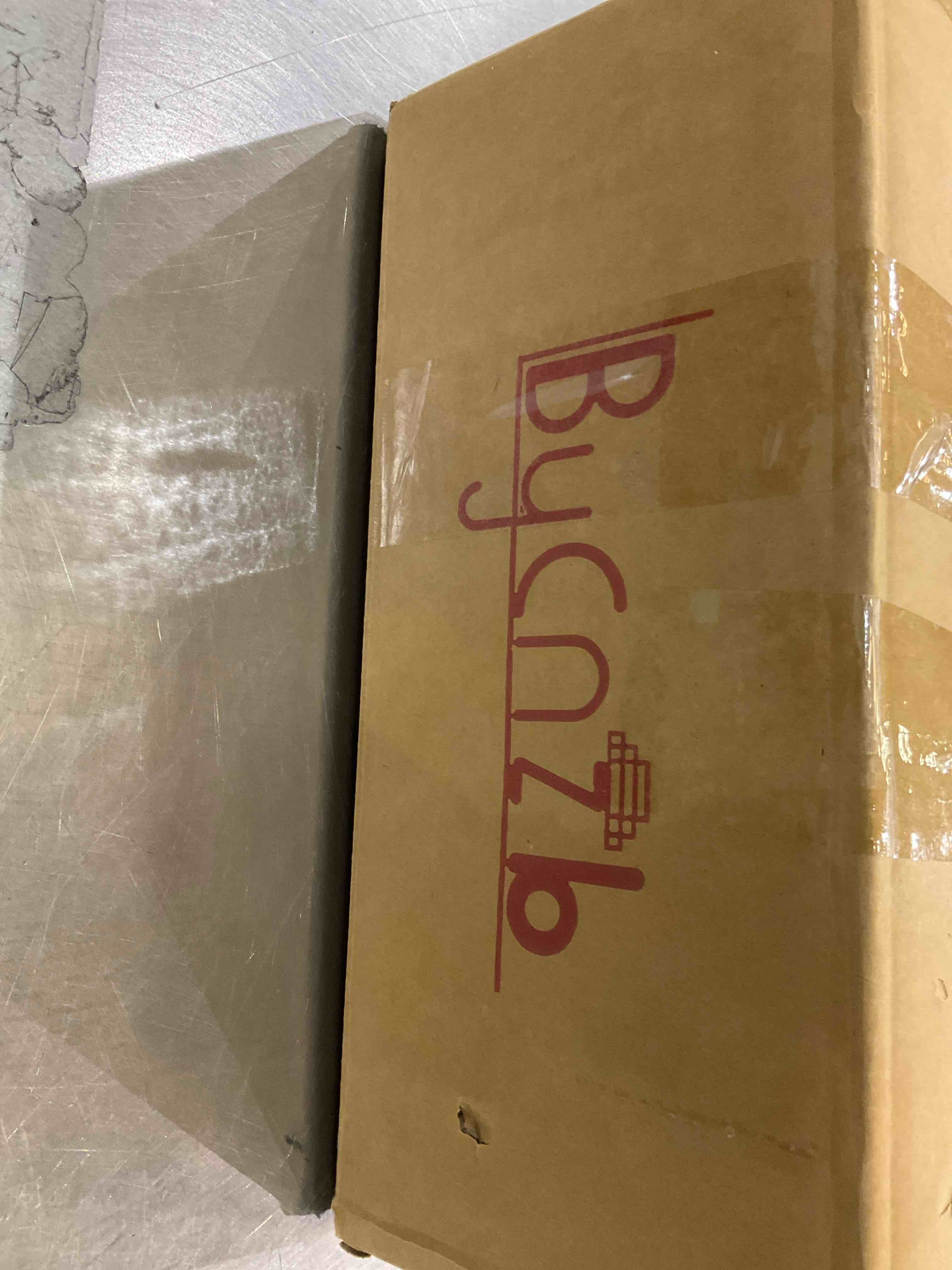 https://s3.amazonaws.com/lotting-images-prod/BargainHunt/EXS01322957_1712682916757.jpeg