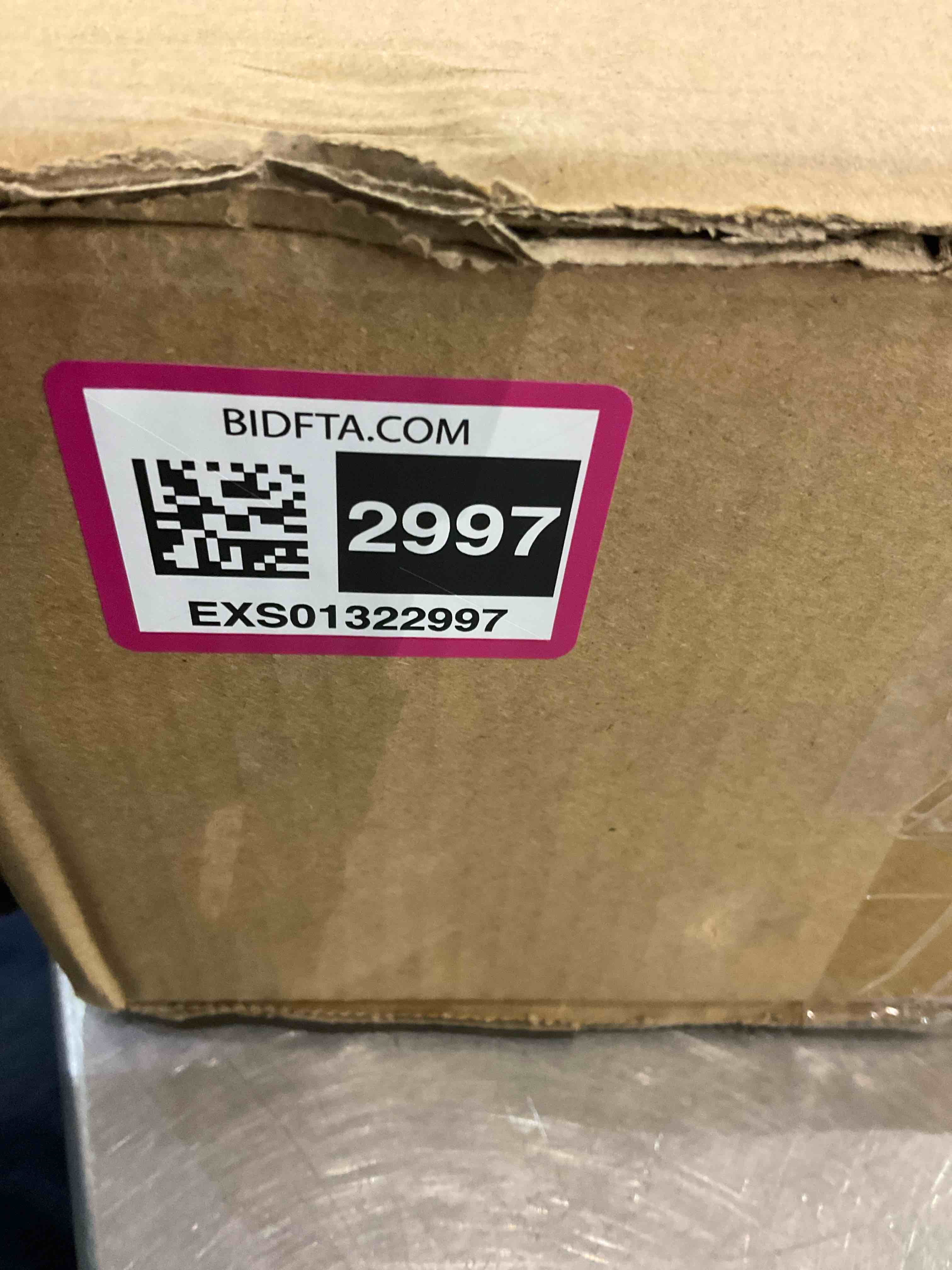 https://s3.amazonaws.com/lotting-images-prod/BargainHunt/EXS01322997_1712751055719.jpeg