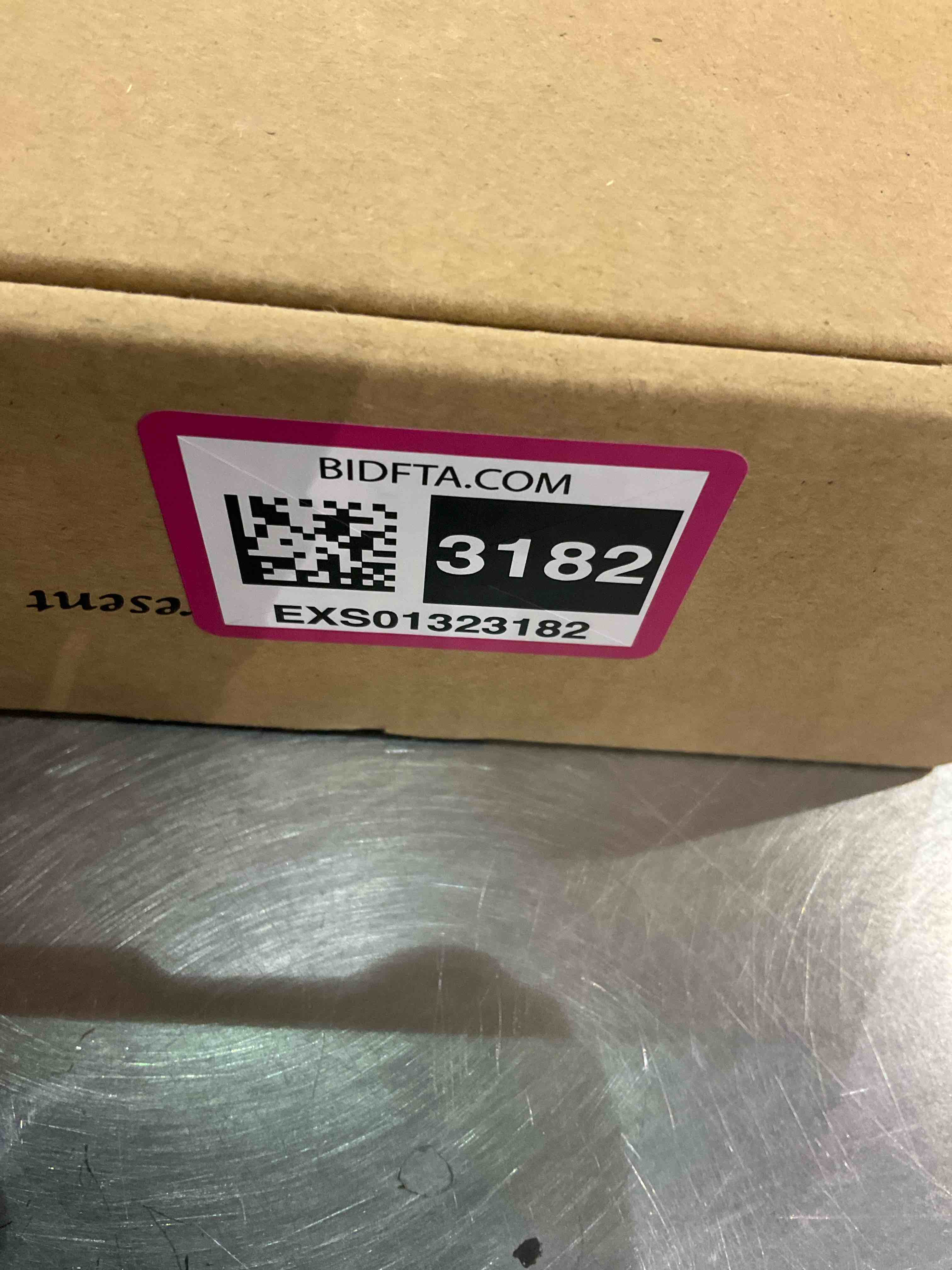 https://s3.amazonaws.com/lotting-images-prod/BargainHunt/EXS01323182_1711973264970.jpeg