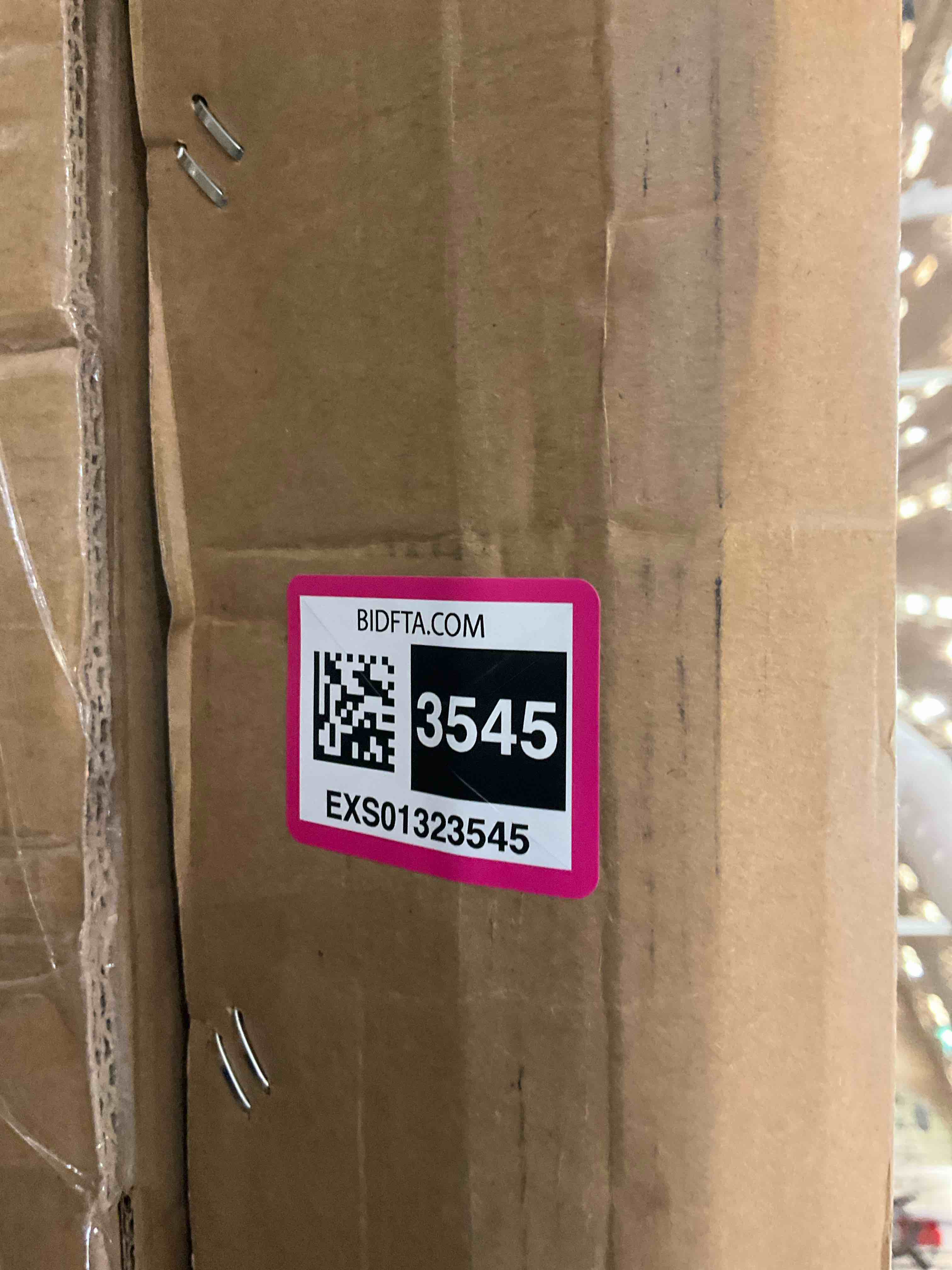 https://s3.amazonaws.com/lotting-images-prod/BargainHunt/EXS01323545_1713282107585.jpeg