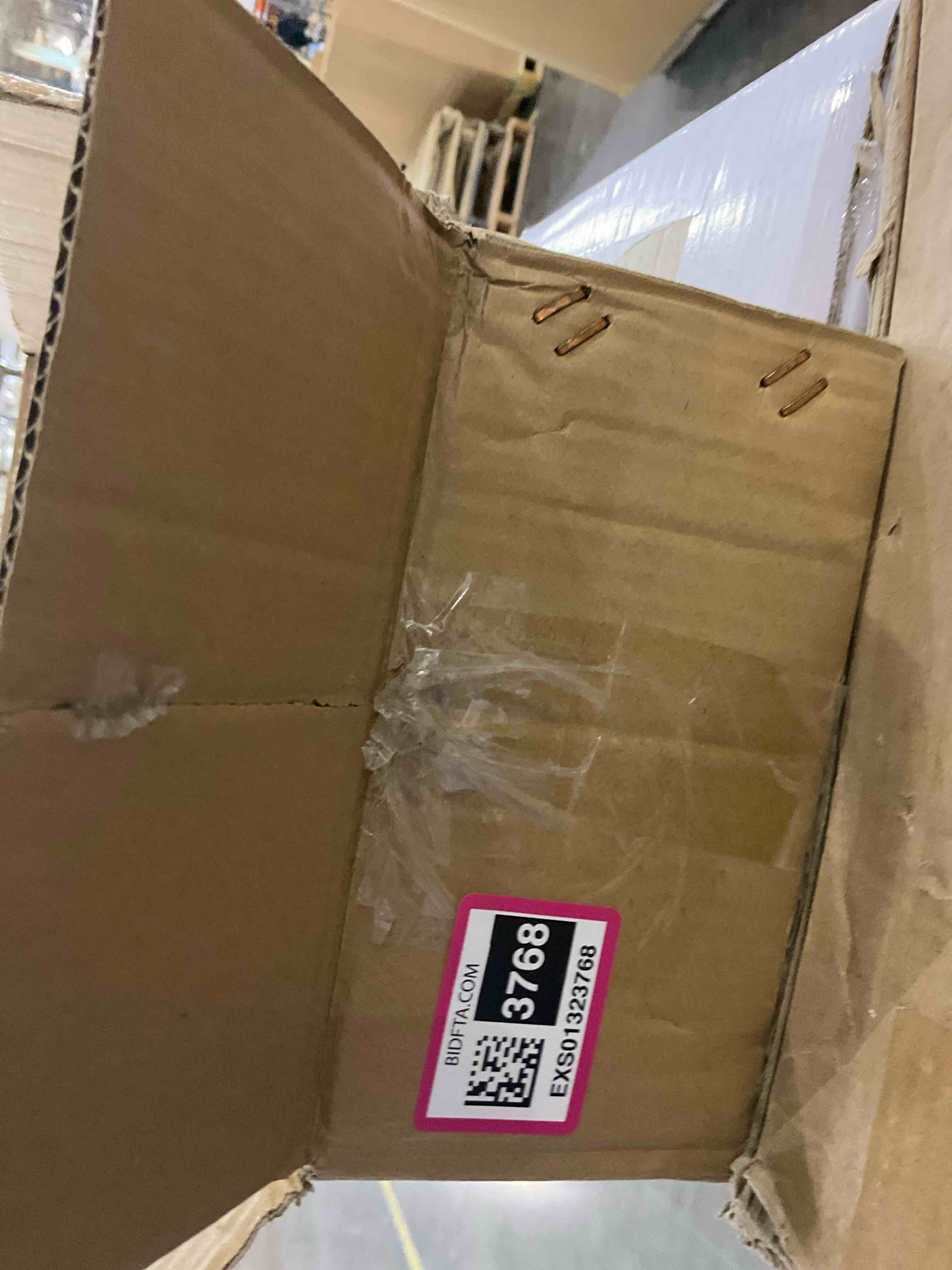 https://s3.amazonaws.com/lotting-images-prod/BargainHunt/EXS01323768_1713787426281.jpeg