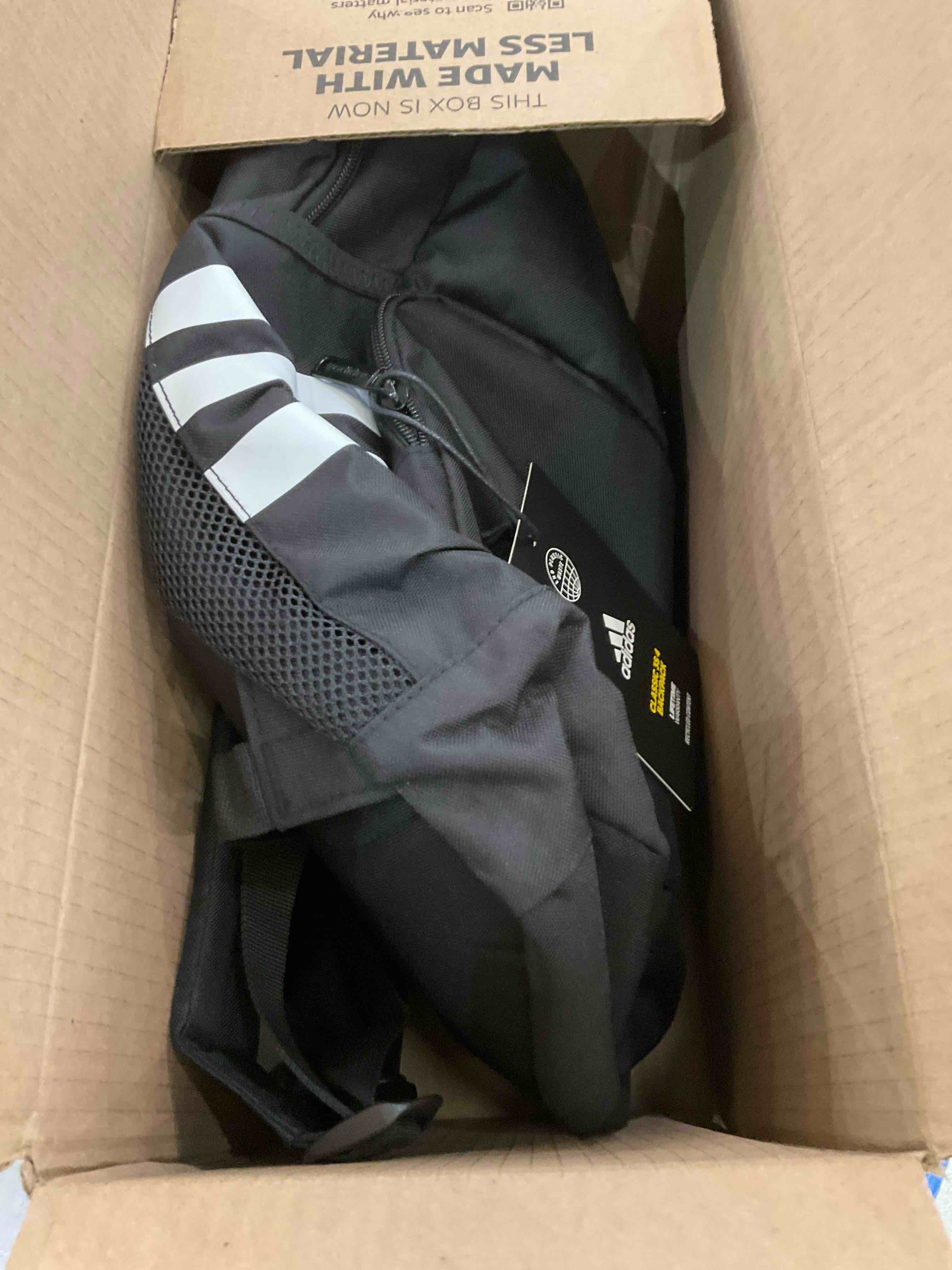 https://s3.amazonaws.com/lotting-images-prod/BargainHunt/EXS01324106_1712240095439.jpeg