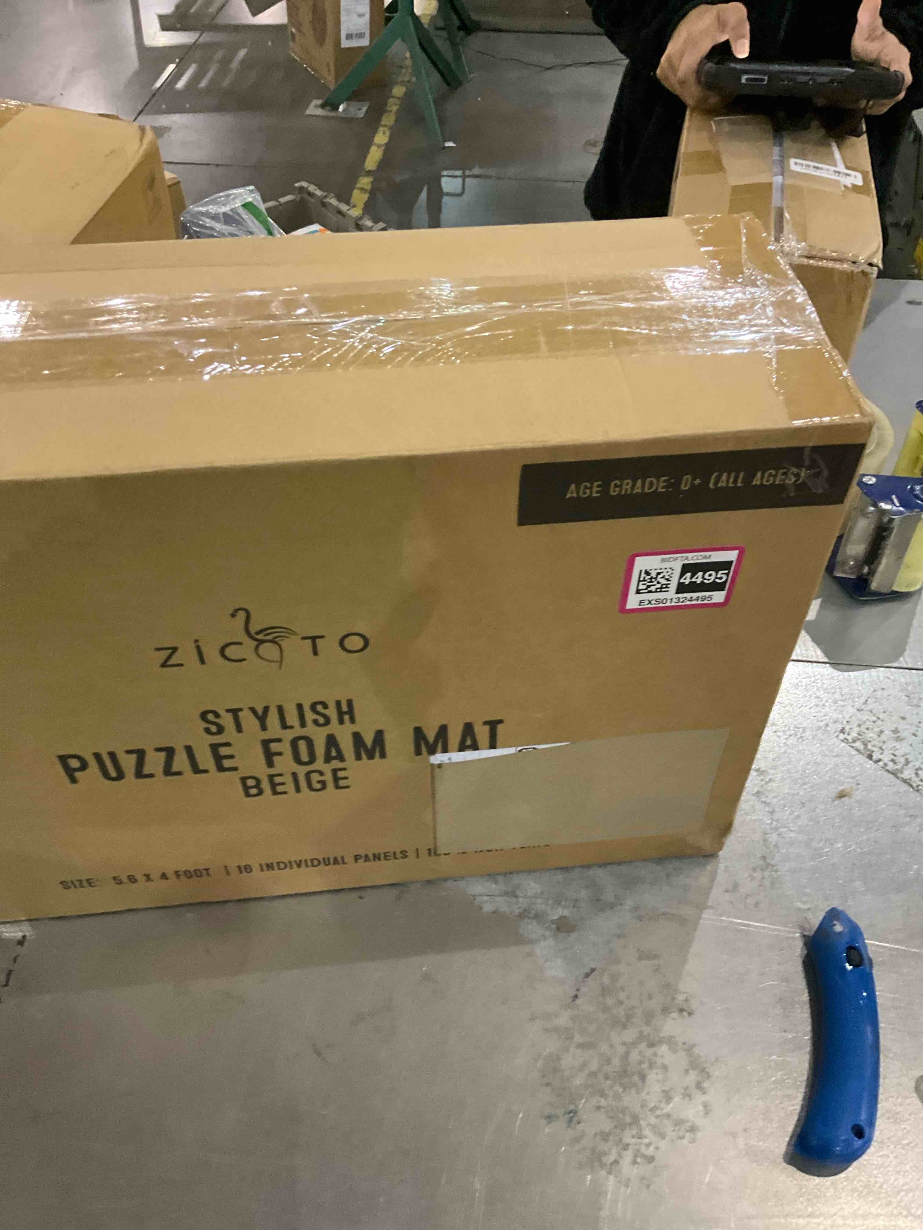 https://s3.amazonaws.com/lotting-images-prod/BargainHunt/EXS01324495_1712665278613.jpeg