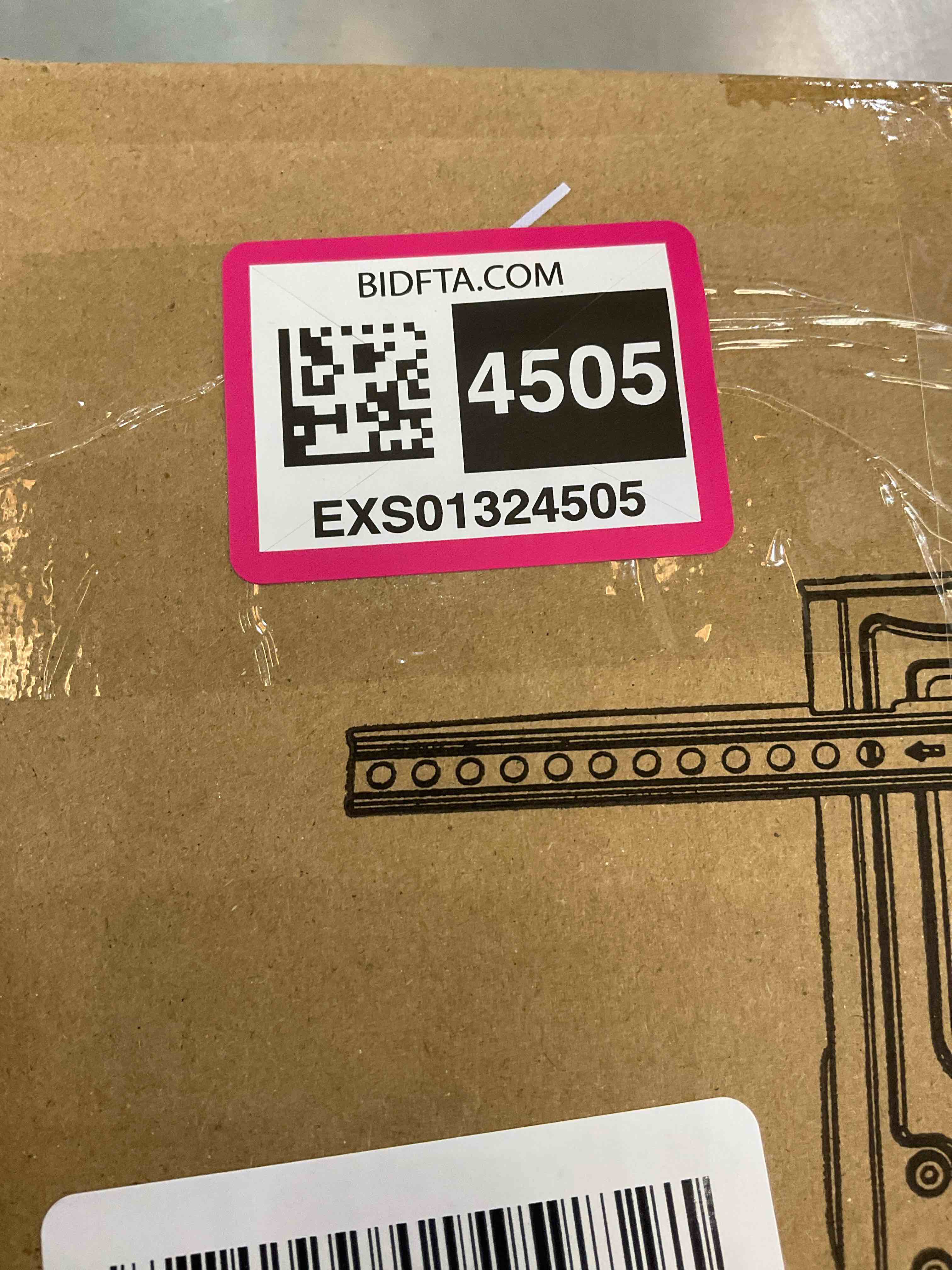 https://s3.amazonaws.com/lotting-images-prod/BargainHunt/EXS01324505_1711732297277.jpeg