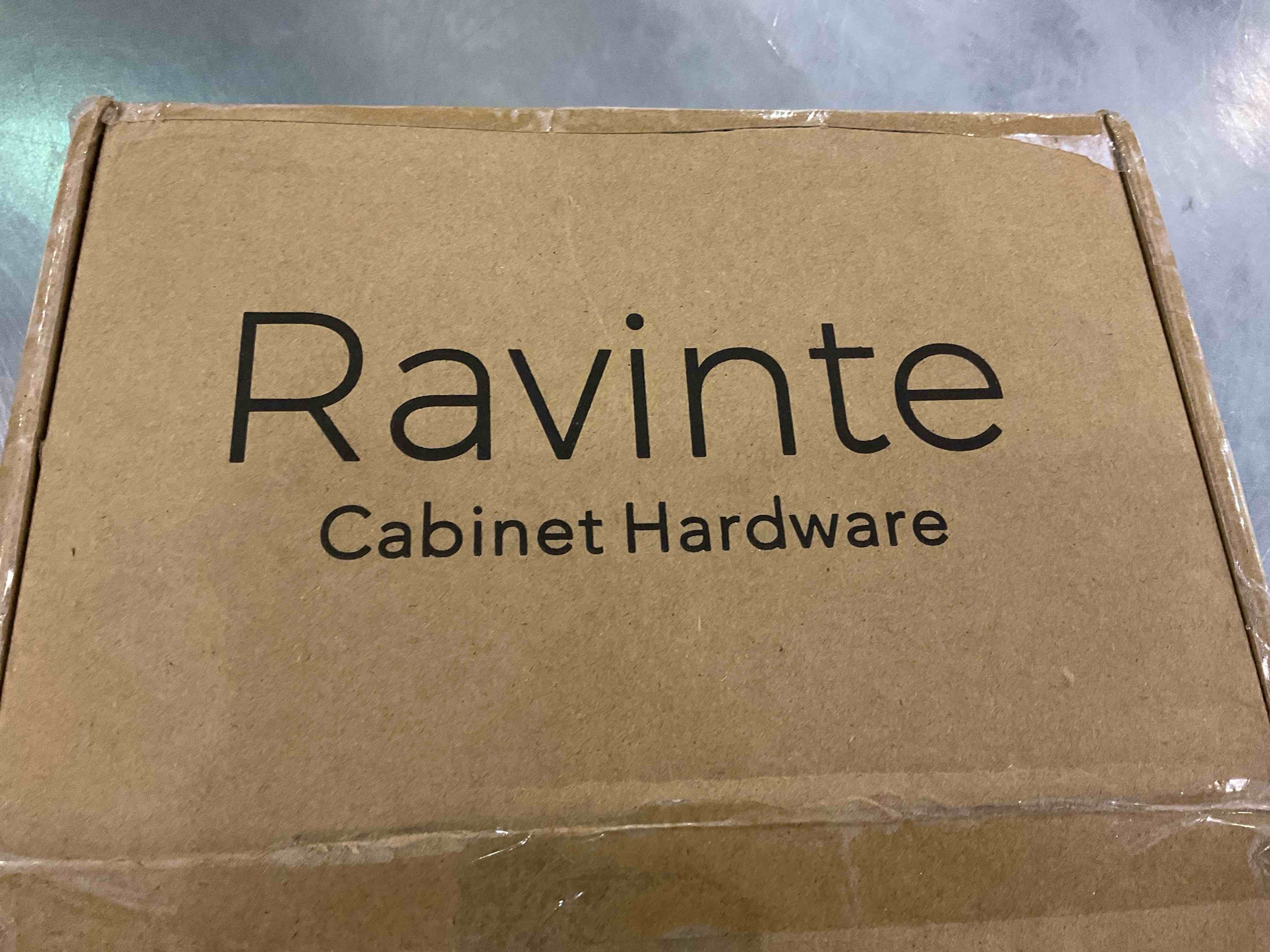 https://s3.amazonaws.com/lotting-images-prod/BargainHunt/EXS01324729_1712057940415.jpeg