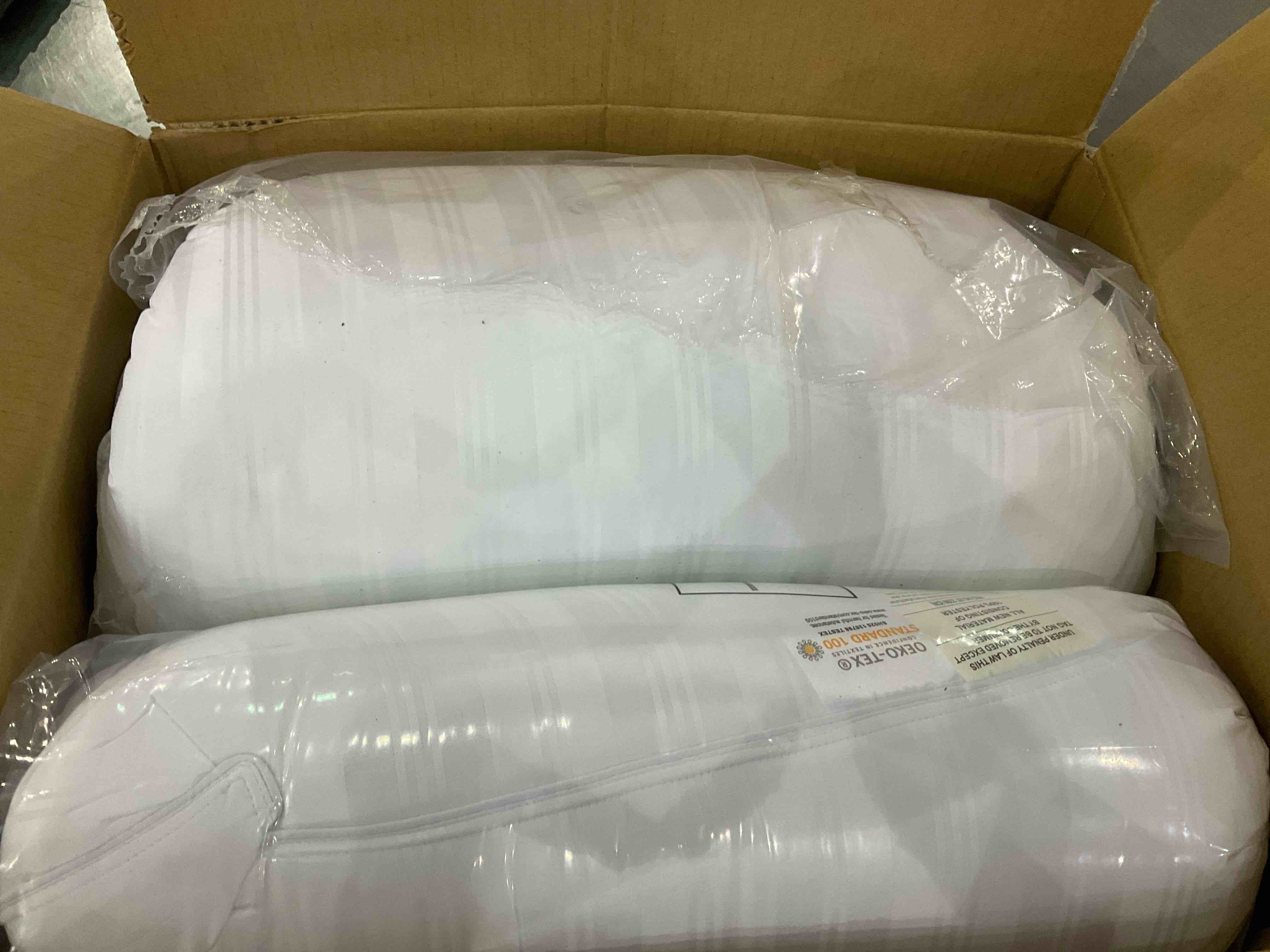 https://s3.amazonaws.com/lotting-images-prod/BargainHunt/EXS01324738_1712058834057.jpeg
