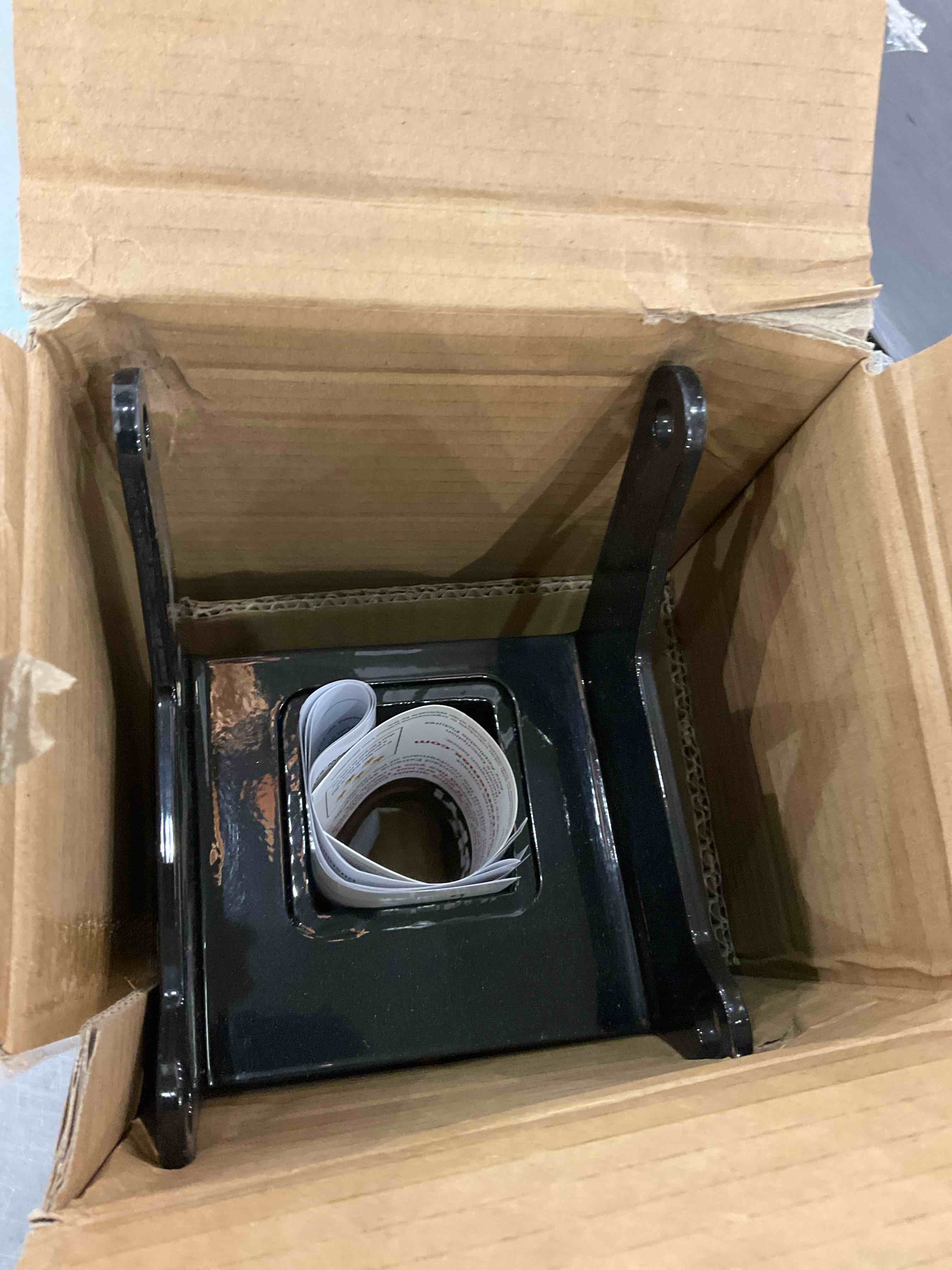 https://s3.amazonaws.com/lotting-images-prod/BargainHunt/EXS01324785_1712065828972.jpeg