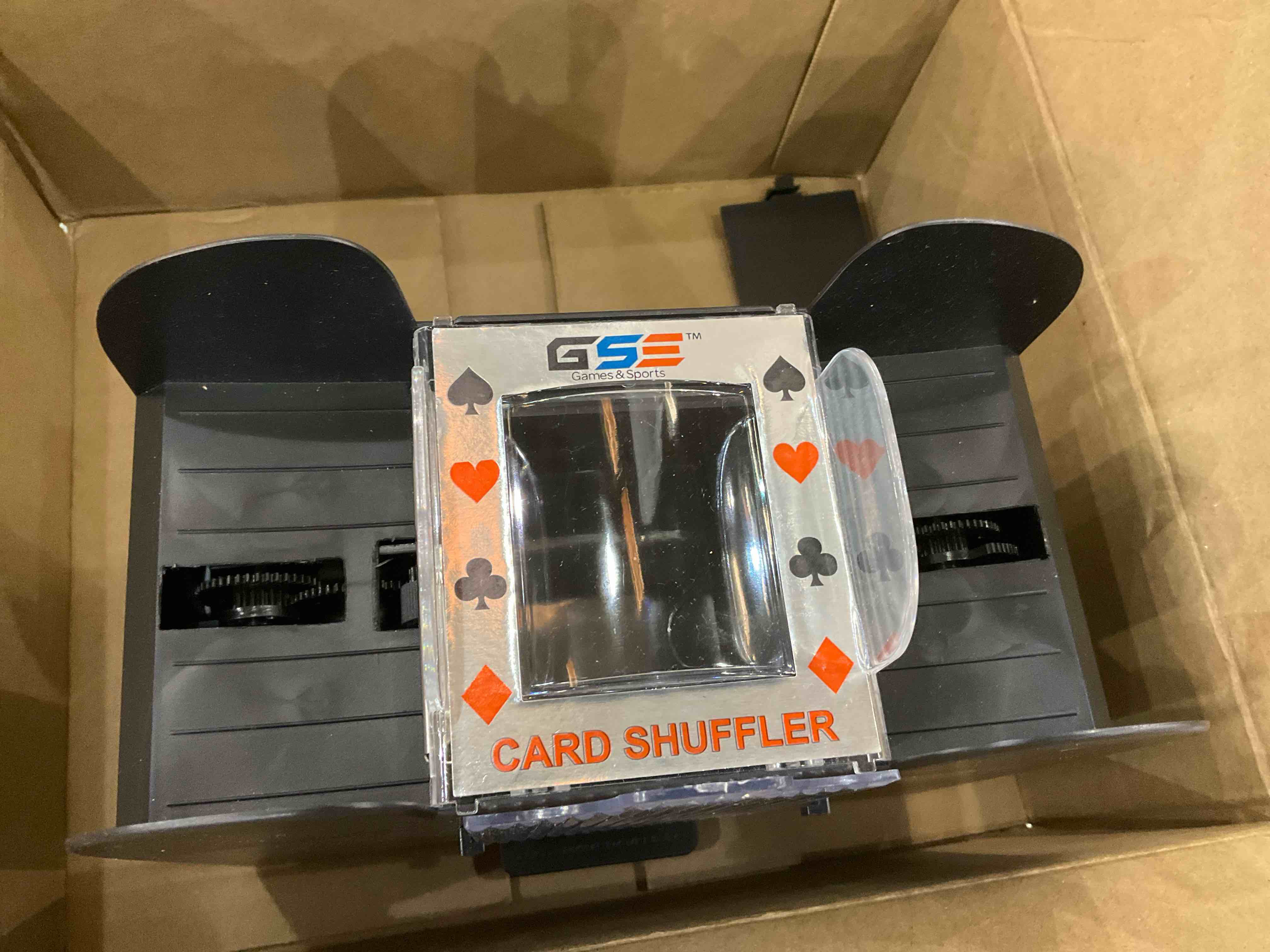 https://s3.amazonaws.com/lotting-images-prod/BargainHunt/EXS01324817_1712070348982.jpeg
