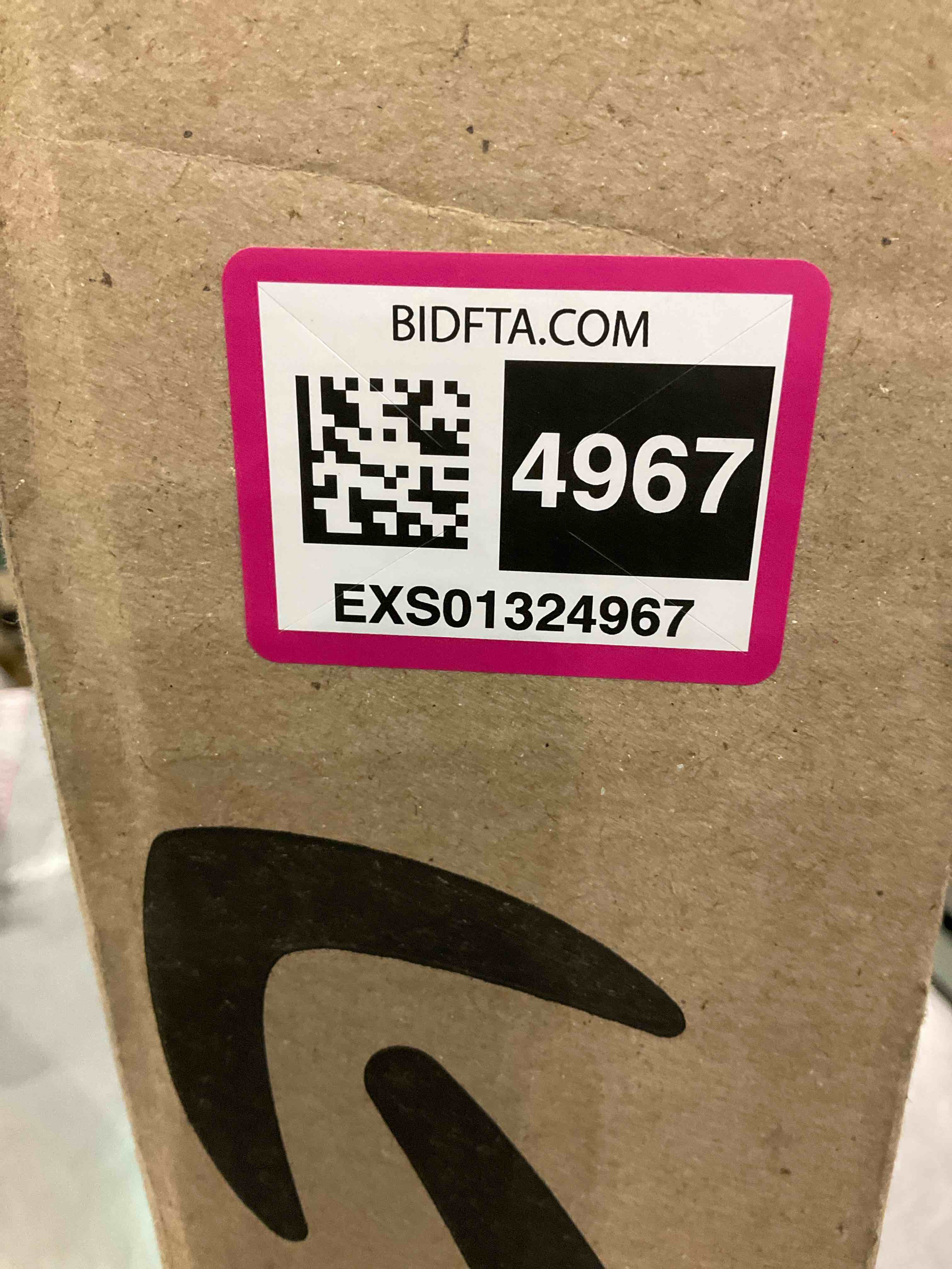 https://s3.amazonaws.com/lotting-images-prod/BargainHunt/EXS01324967_1712158608766.jpeg