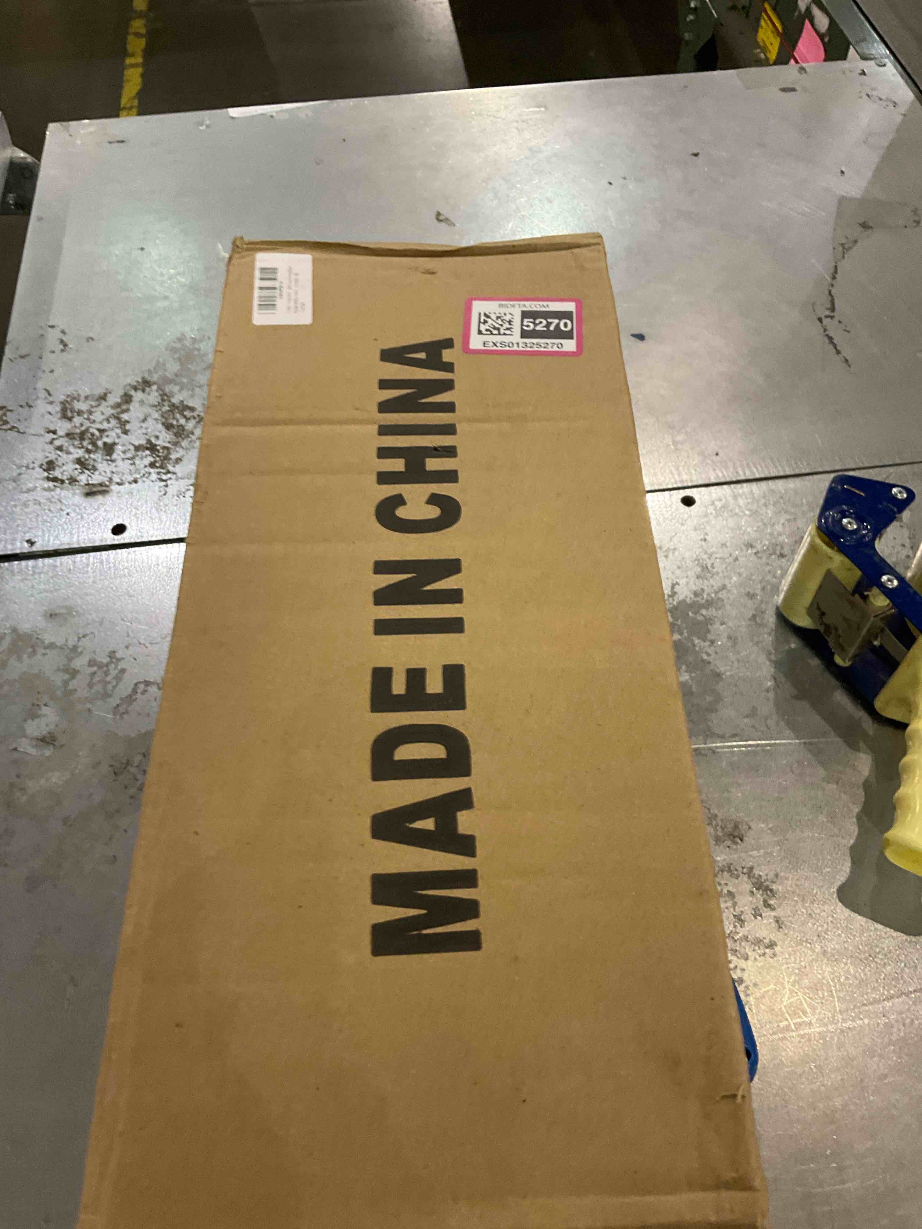 https://s3.amazonaws.com/lotting-images-prod/BargainHunt/EXS01325270_1711973531760.jpeg