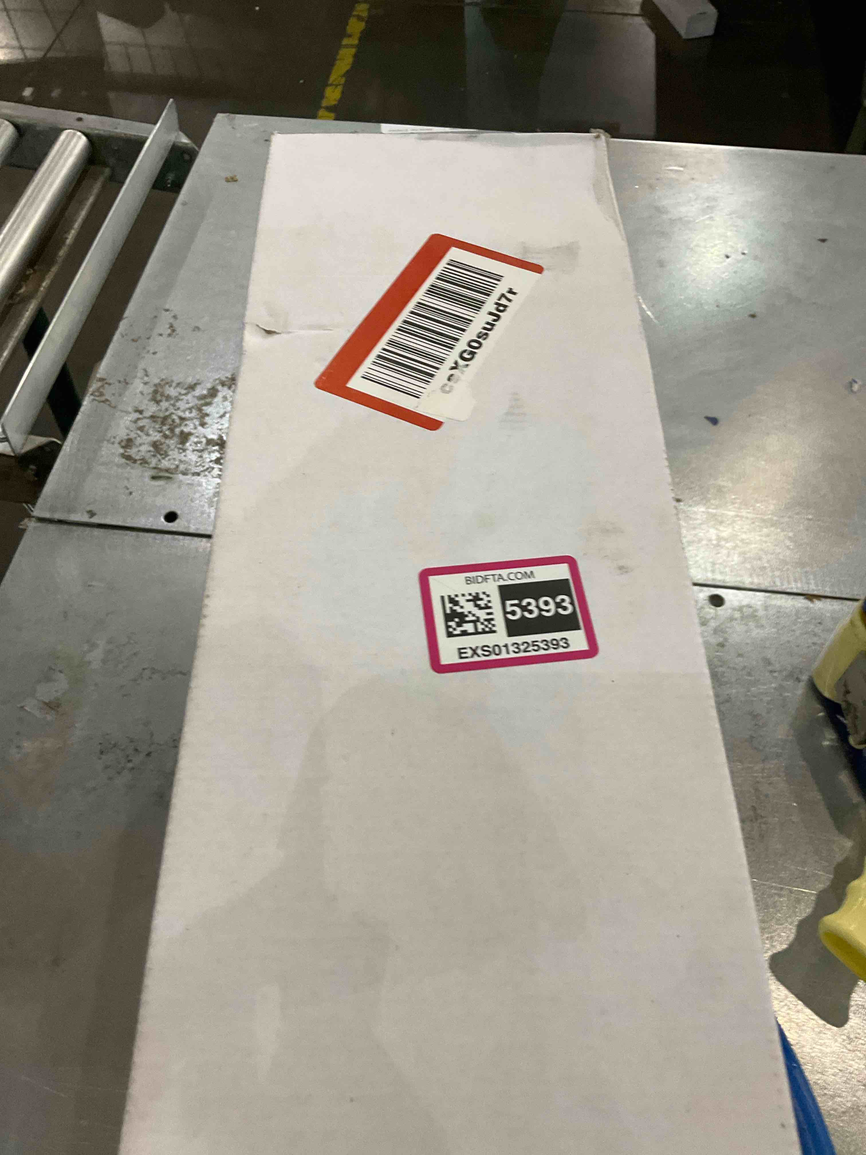 https://s3.amazonaws.com/lotting-images-prod/BargainHunt/EXS01325393_1712147019489.jpeg