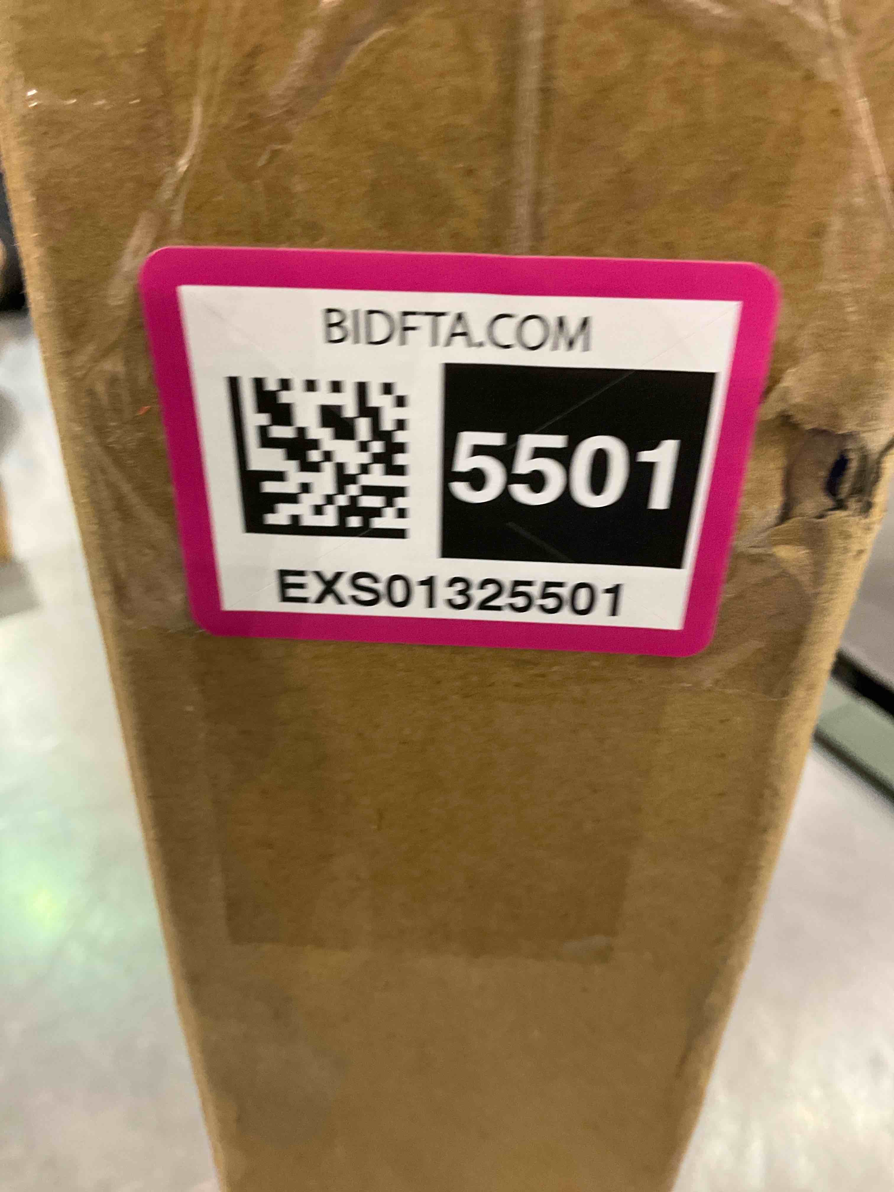https://s3.amazonaws.com/lotting-images-prod/BargainHunt/EXS01325501_1712169932762.jpeg
