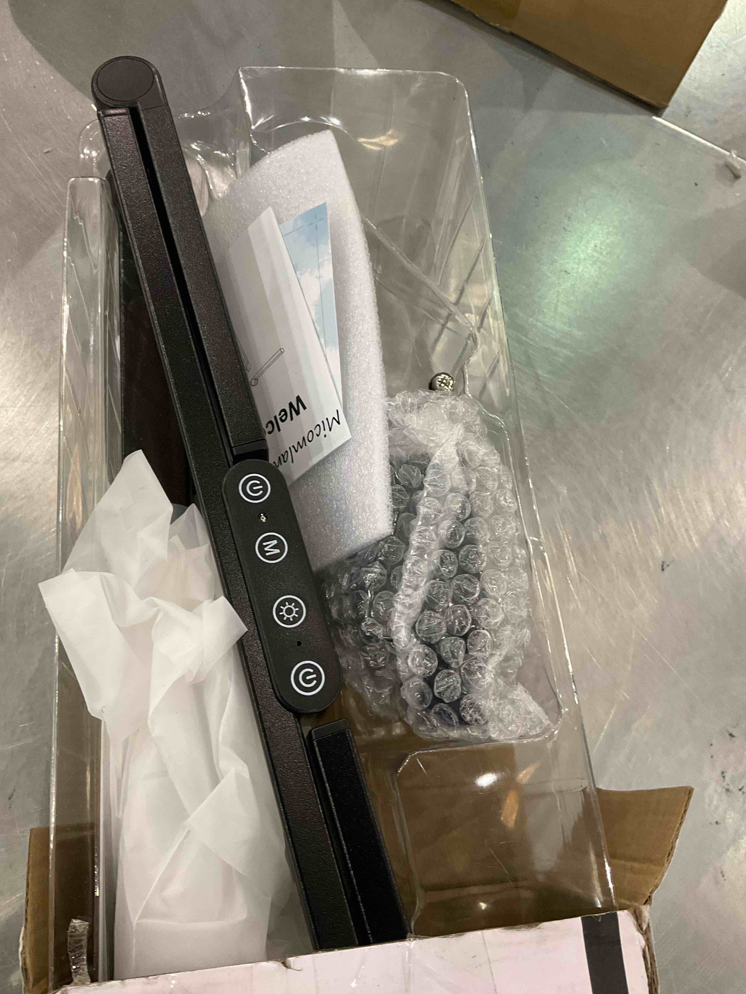 https://s3.amazonaws.com/lotting-images-prod/BargainHunt/EXS01325503_1712170048173.jpeg