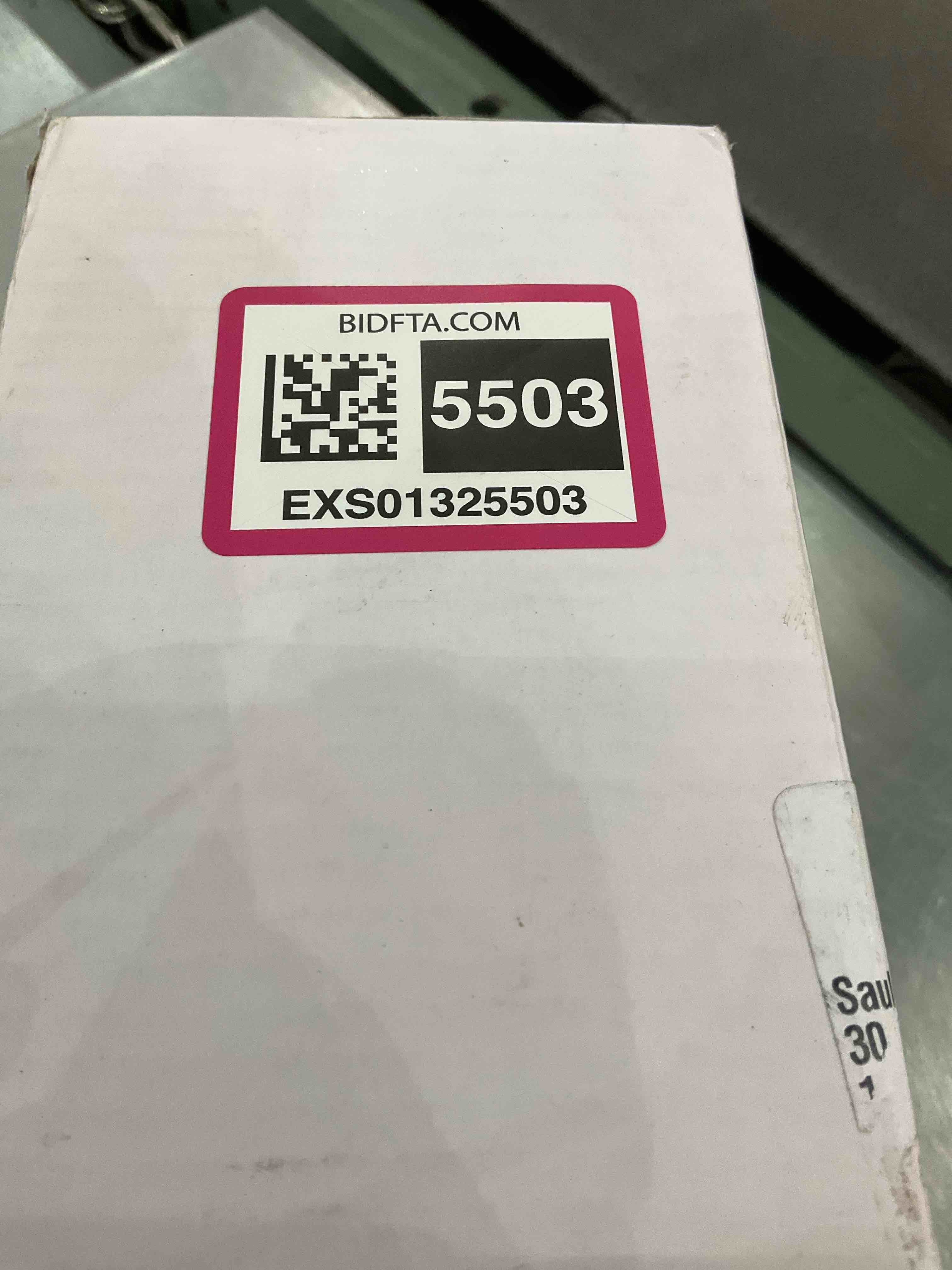 https://s3.amazonaws.com/lotting-images-prod/BargainHunt/EXS01325503_1712170078073.jpeg