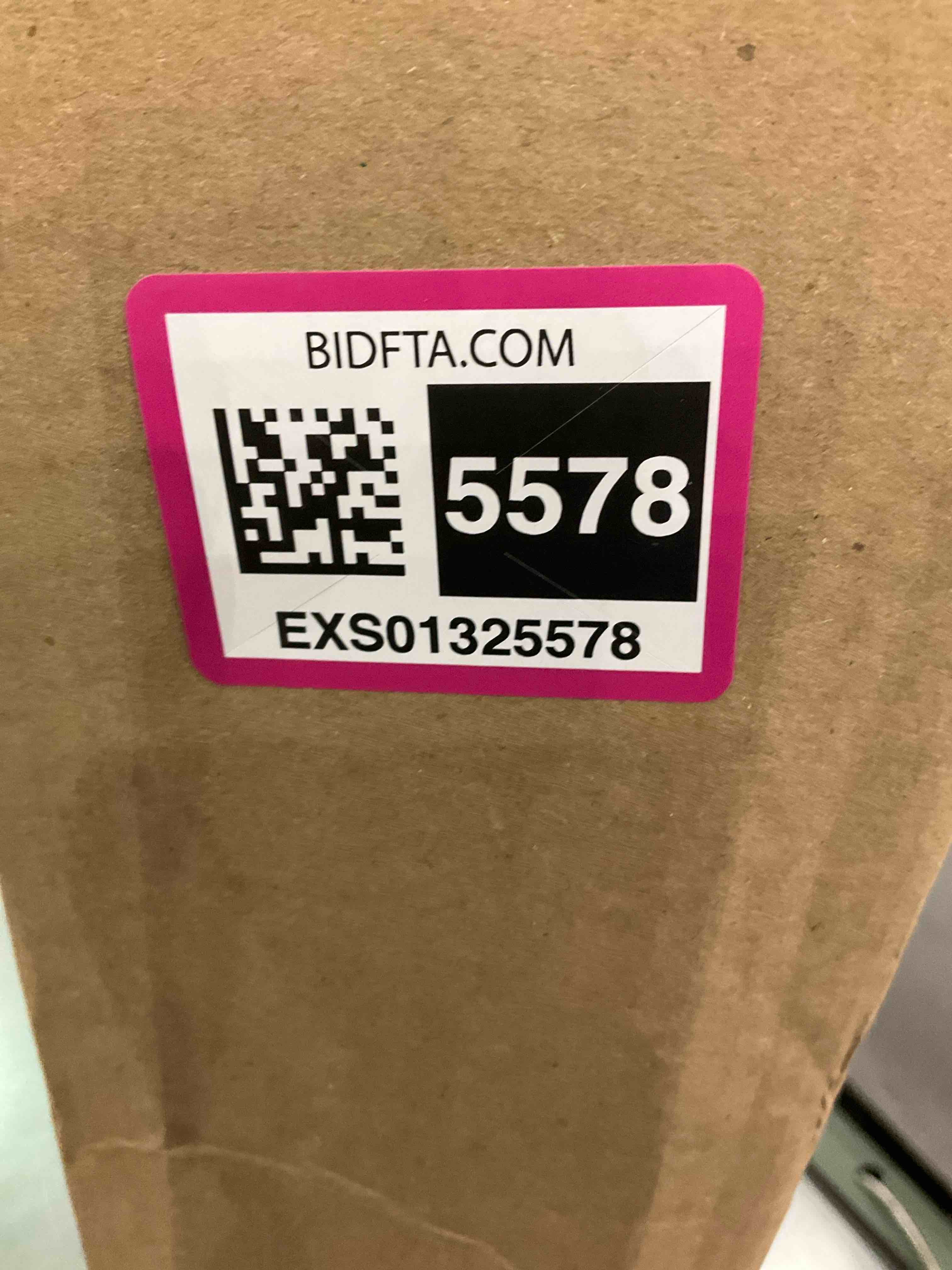https://s3.amazonaws.com/lotting-images-prod/BargainHunt/EXS01325578_1712231577179.jpeg