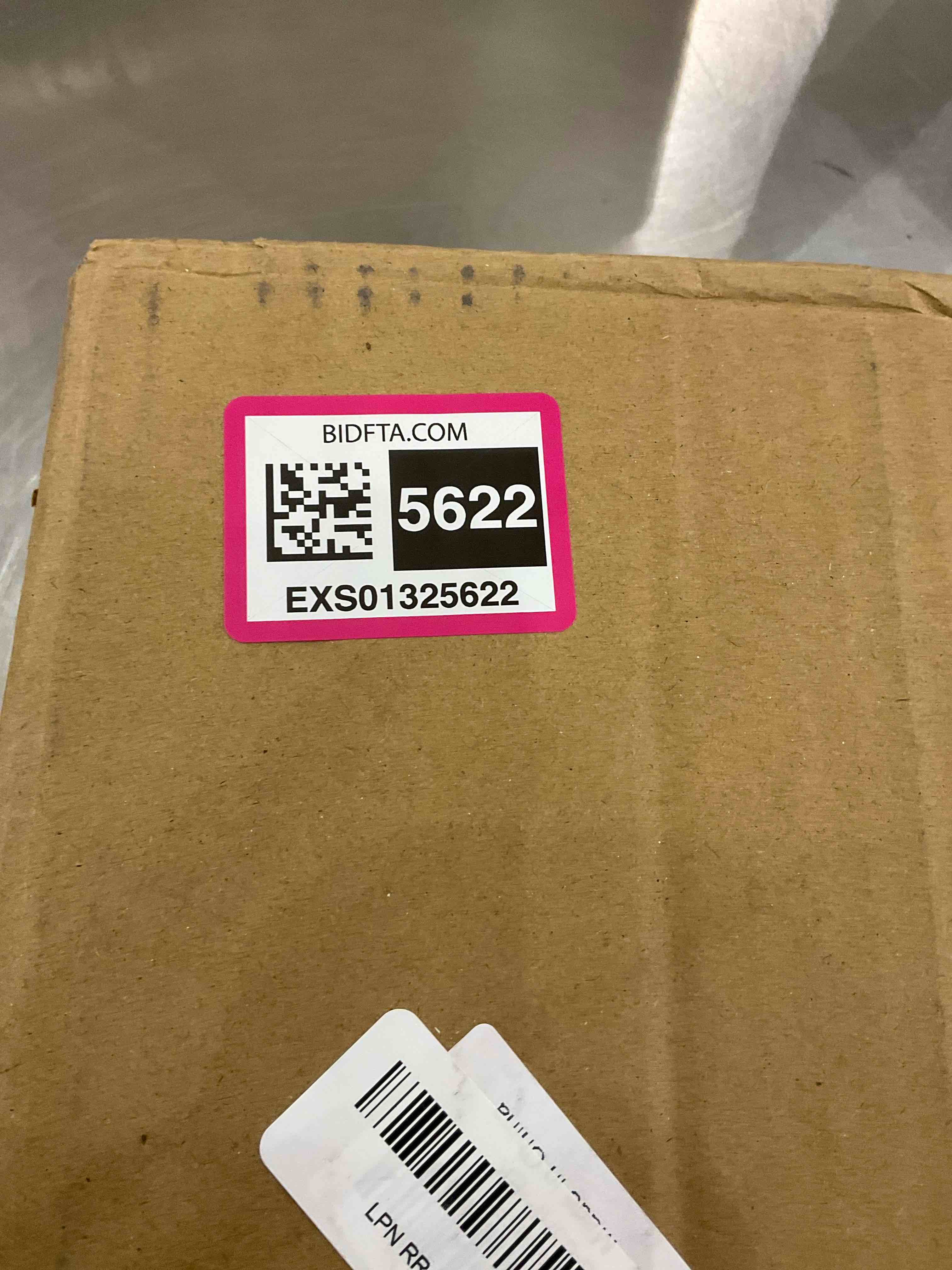 https://s3.amazonaws.com/lotting-images-prod/BargainHunt/EXS01325622_1712238720369.jpeg