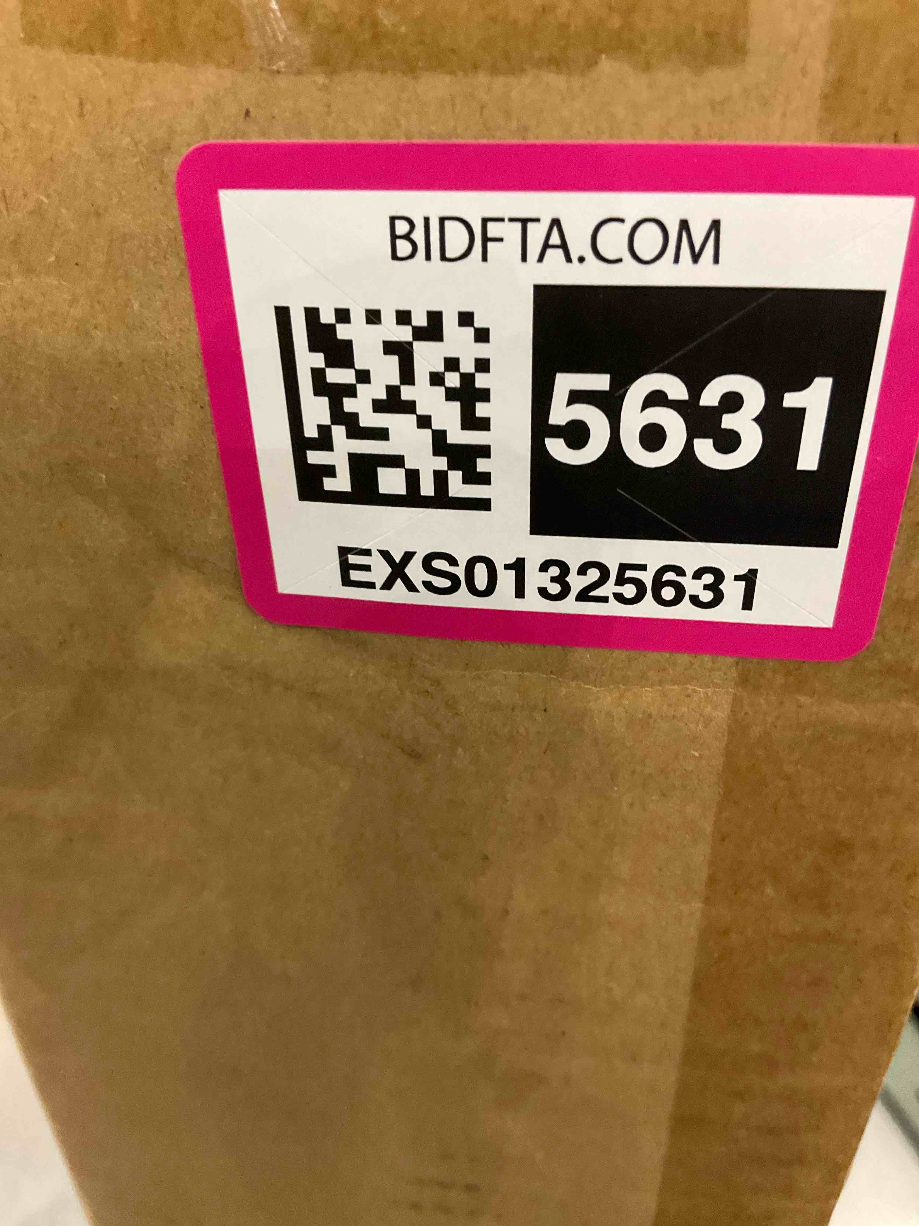 https://s3.amazonaws.com/lotting-images-prod/BargainHunt/EXS01325631_1712240118268.jpeg