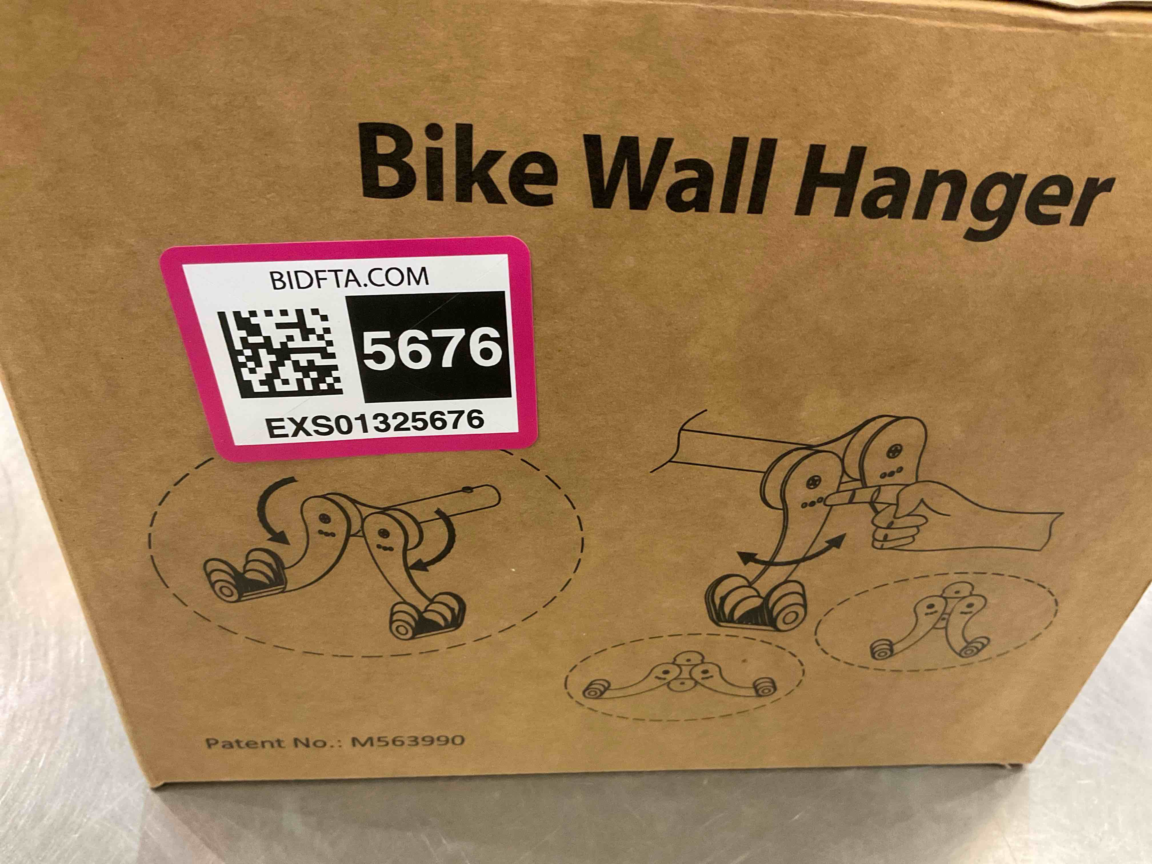 https://s3.amazonaws.com/lotting-images-prod/BargainHunt/EXS01325676_1712251728334.jpeg
