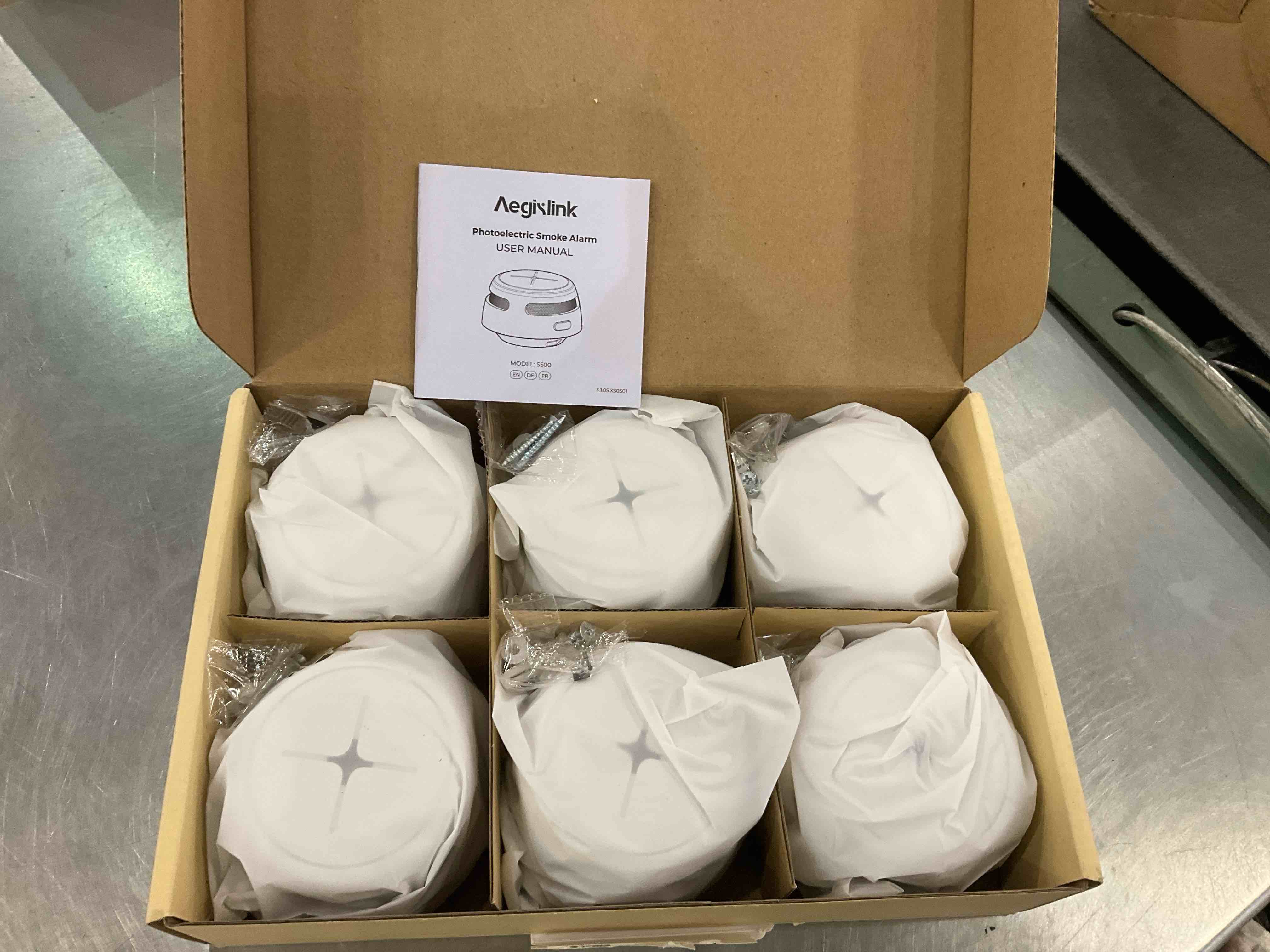 https://s3.amazonaws.com/lotting-images-prod/BargainHunt/EXS01325769_1712324456643.jpeg