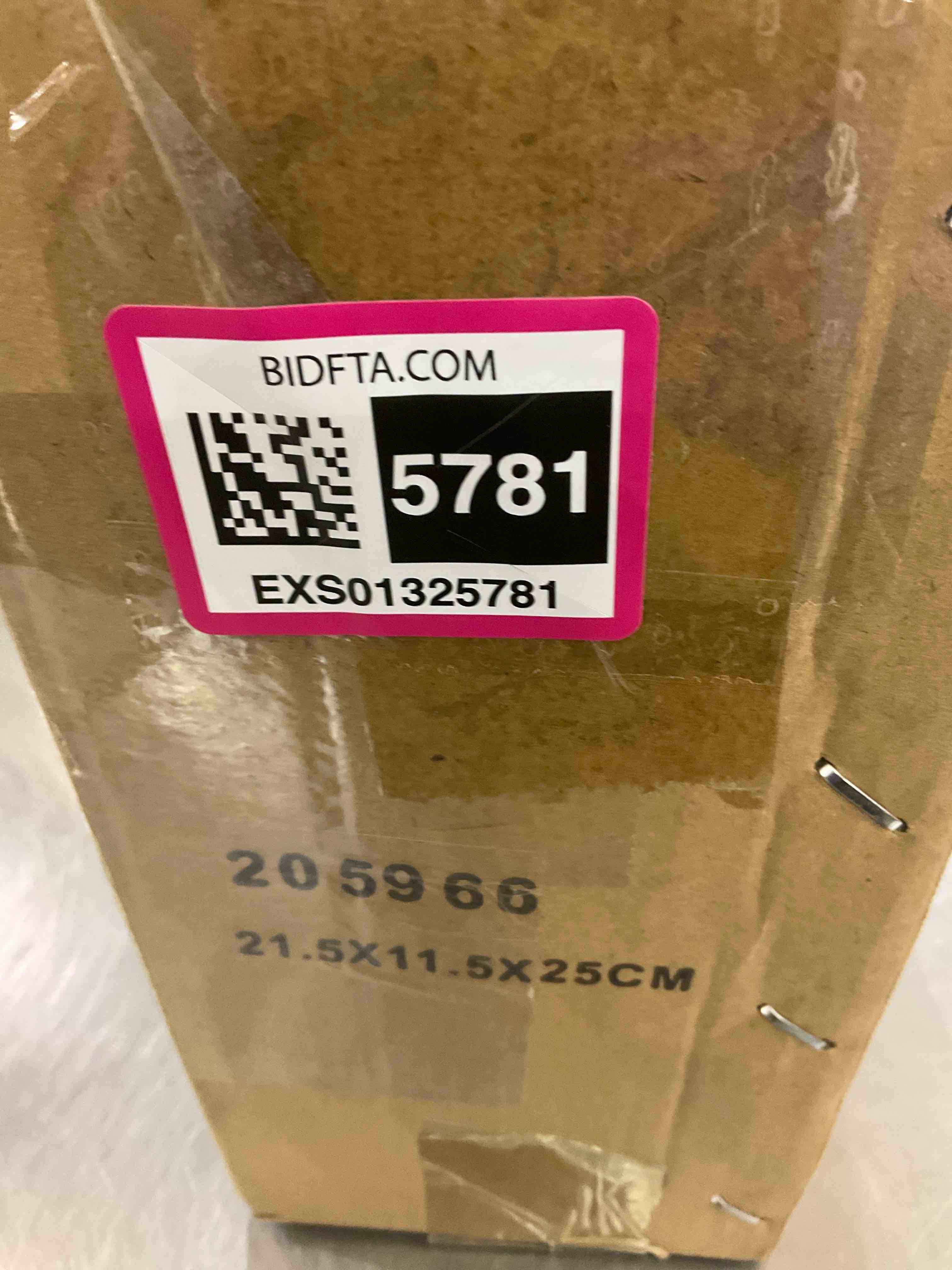 https://s3.amazonaws.com/lotting-images-prod/BargainHunt/EXS01325781_1712325940403.jpeg
