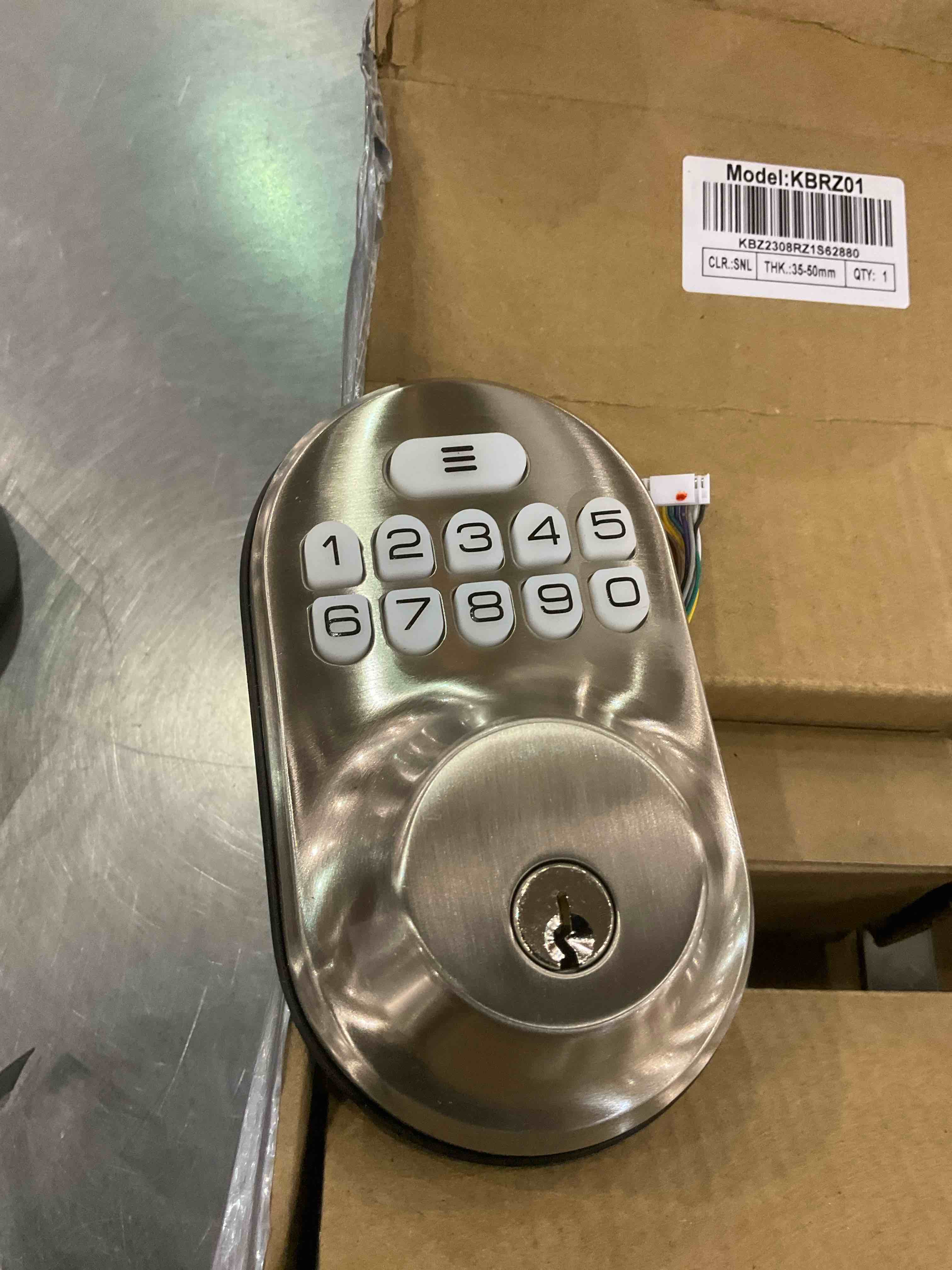 https://s3.amazonaws.com/lotting-images-prod/BargainHunt/EXS01325989_1712603743660.jpeg
