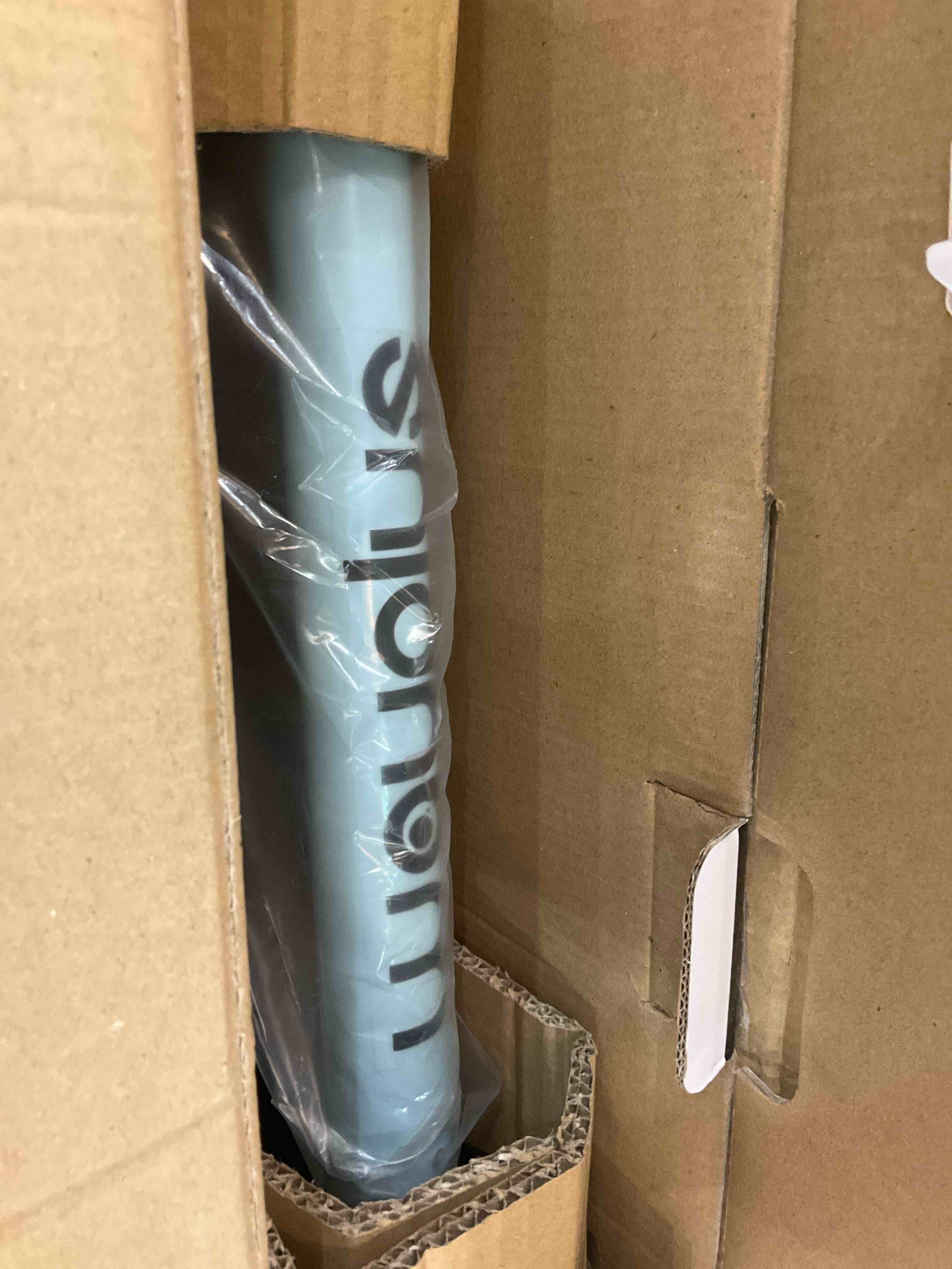 https://s3.amazonaws.com/lotting-images-prod/BargainHunt/EXS01326047_1711730768494.jpeg