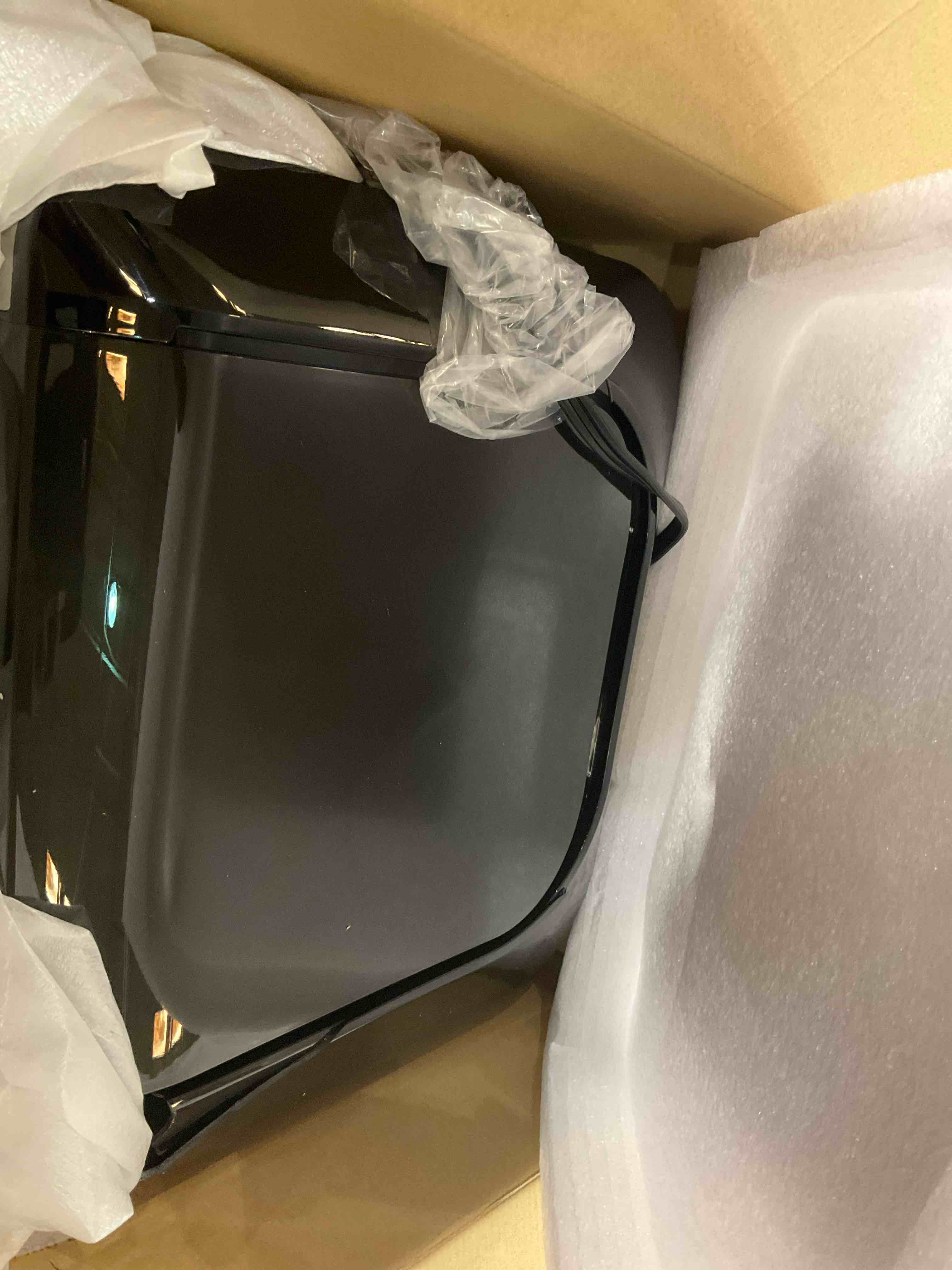 https://s3.amazonaws.com/lotting-images-prod/BargainHunt/EXS01326055_1711734000432.jpeg