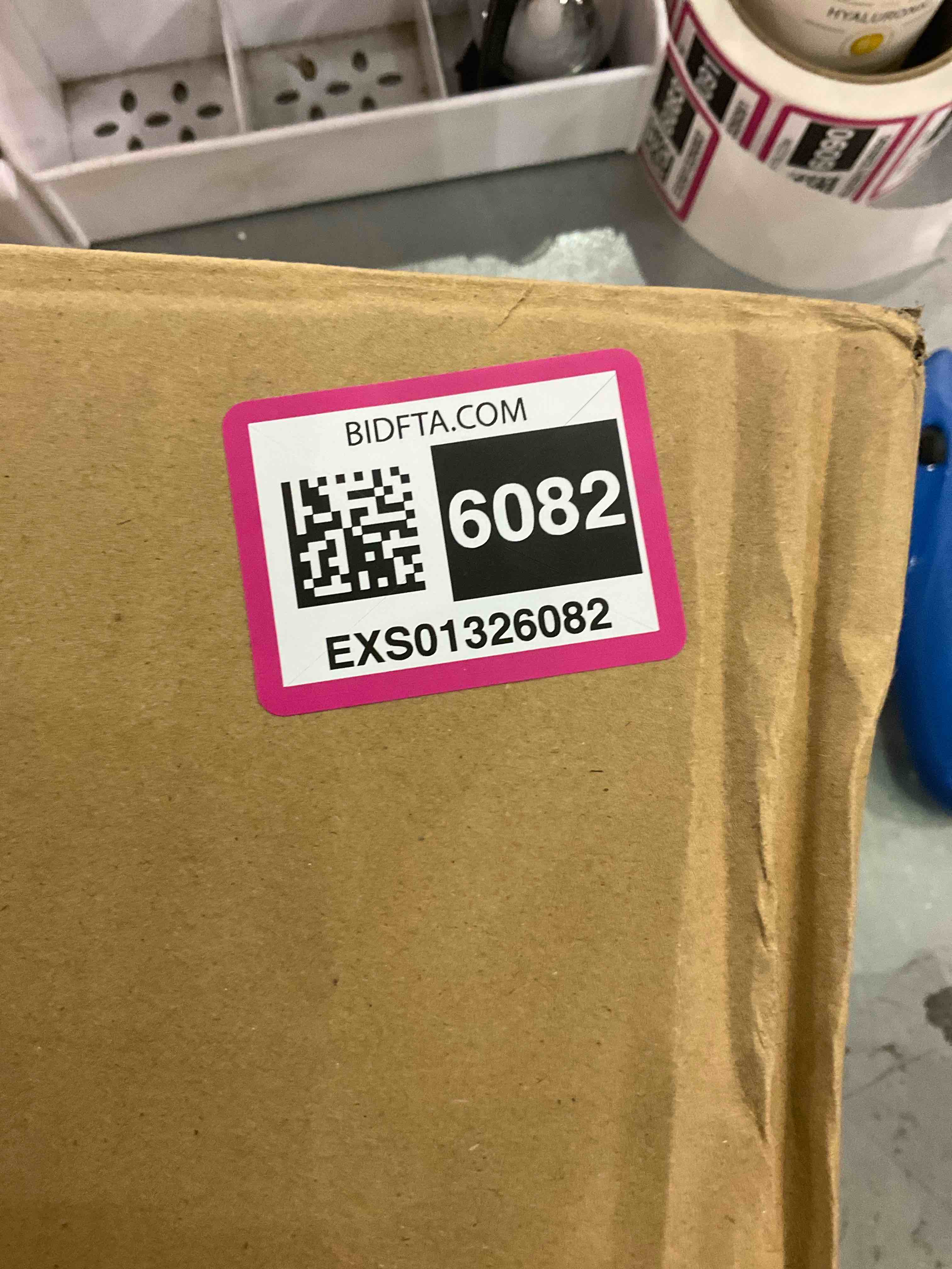 https://s3.amazonaws.com/lotting-images-prod/BargainHunt/EXS01326082_1712060132470.jpeg