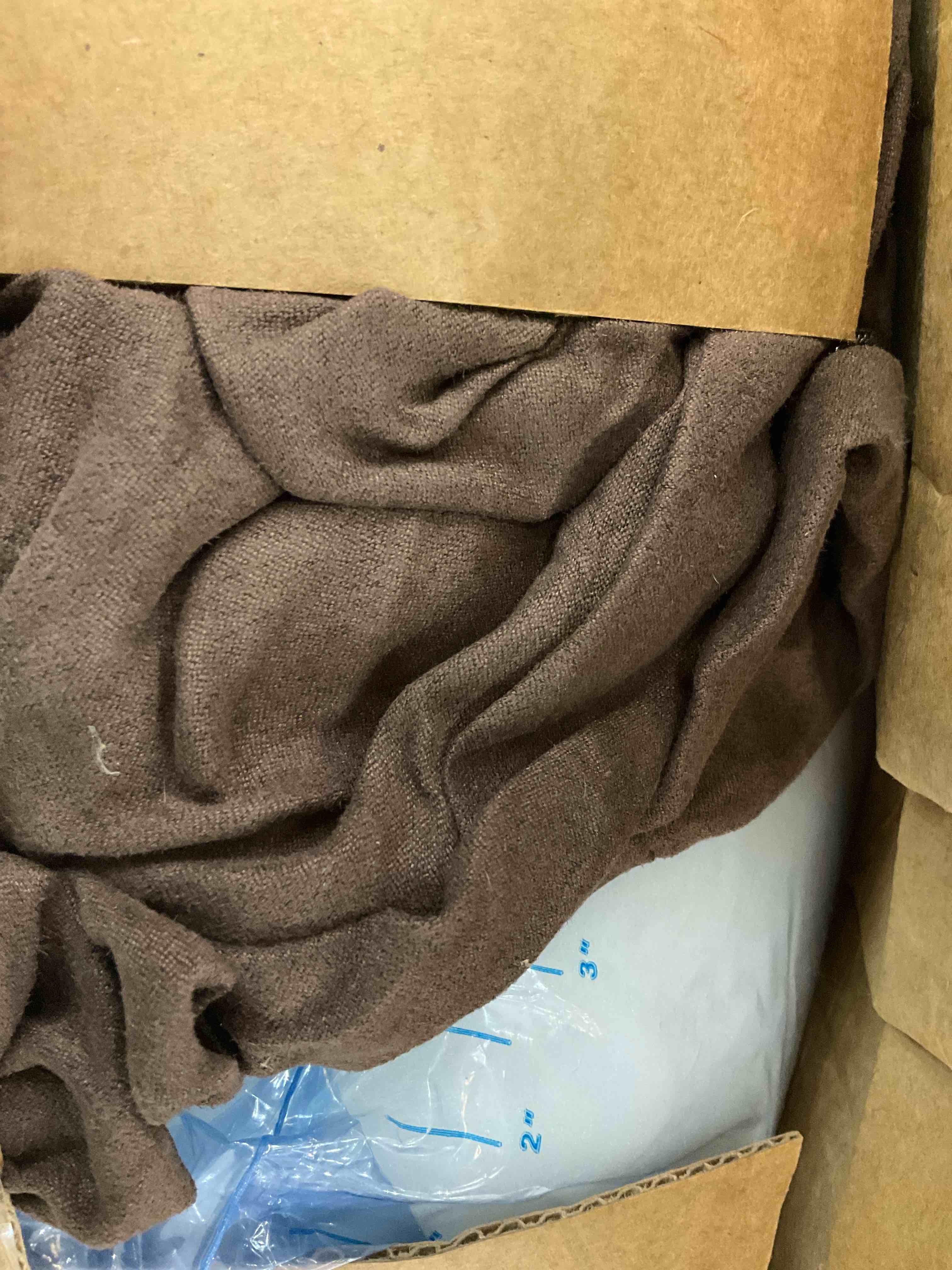 https://s3.amazonaws.com/lotting-images-prod/BargainHunt/EXS01326182_1712153154185.jpeg