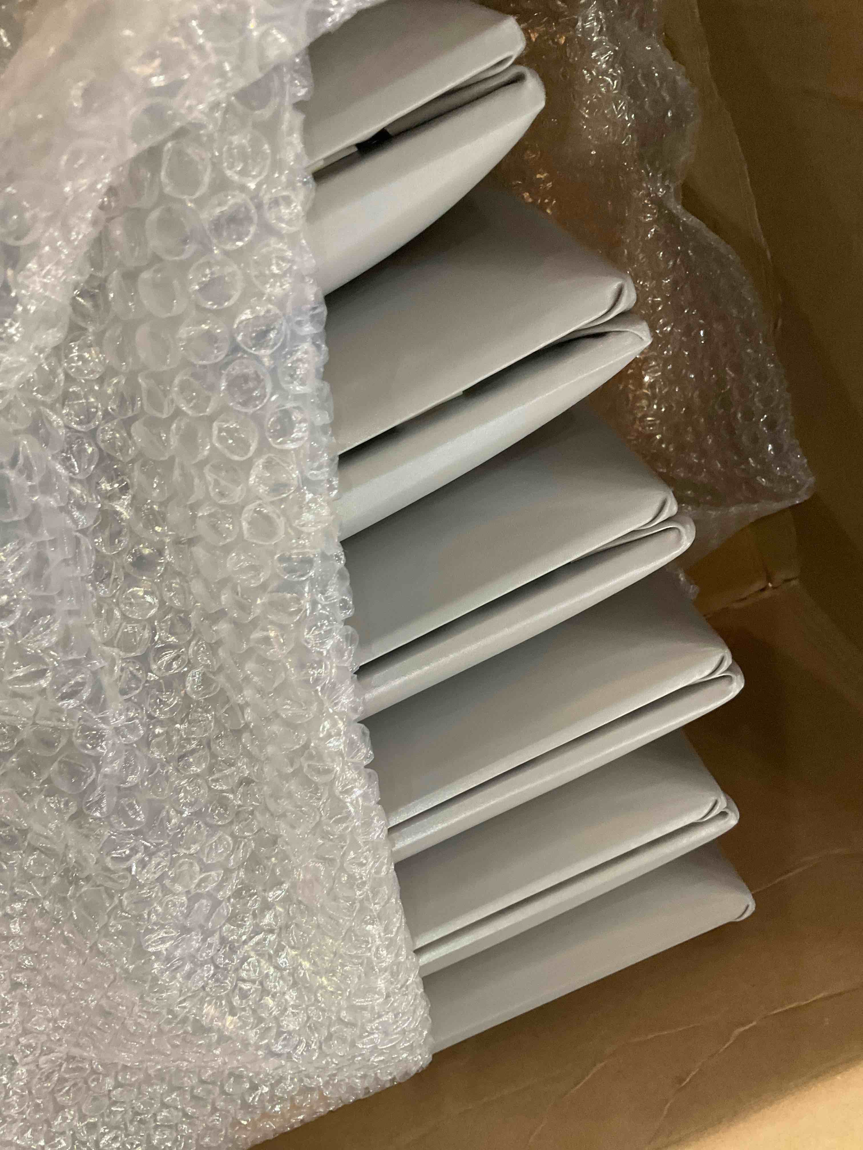 https://s3.amazonaws.com/lotting-images-prod/BargainHunt/EXS01326190_1712154554298.jpeg