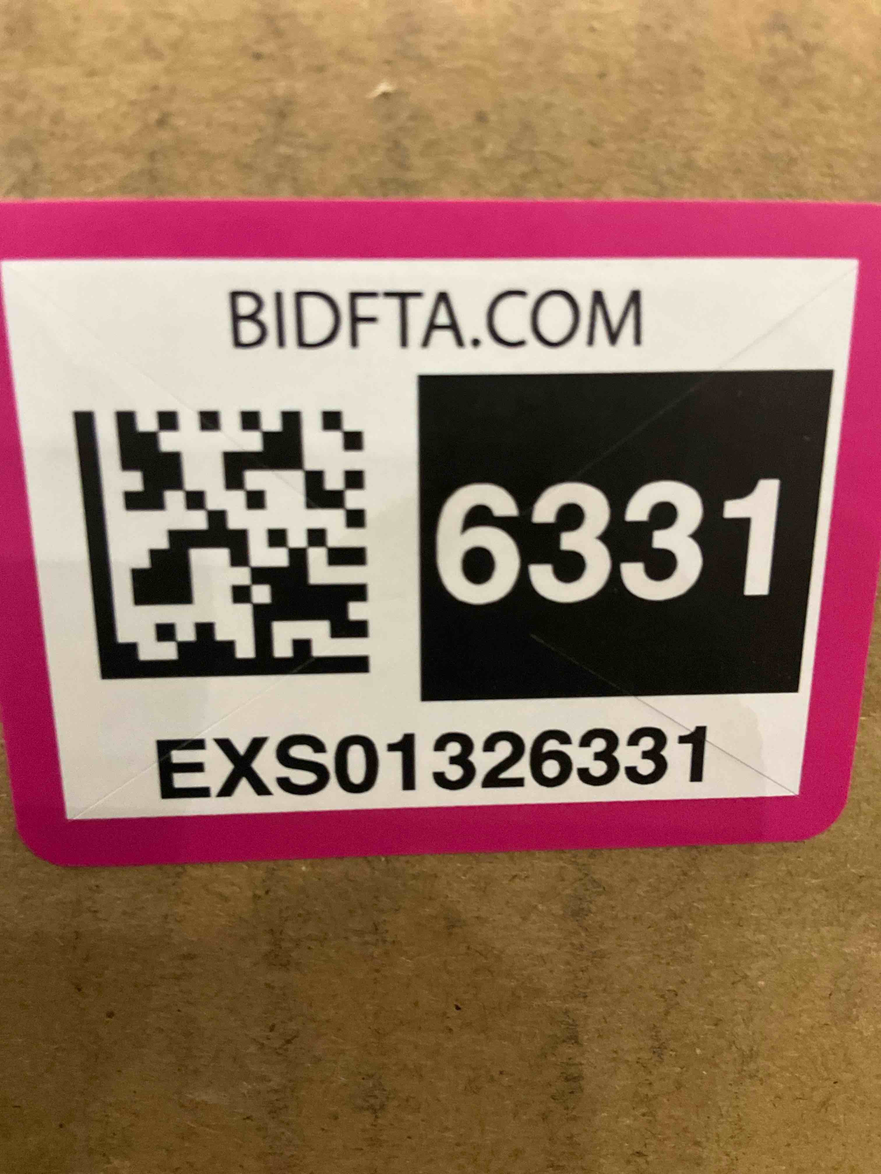 https://s3.amazonaws.com/lotting-images-prod/BargainHunt/EXS01326331_1712324487063.jpeg