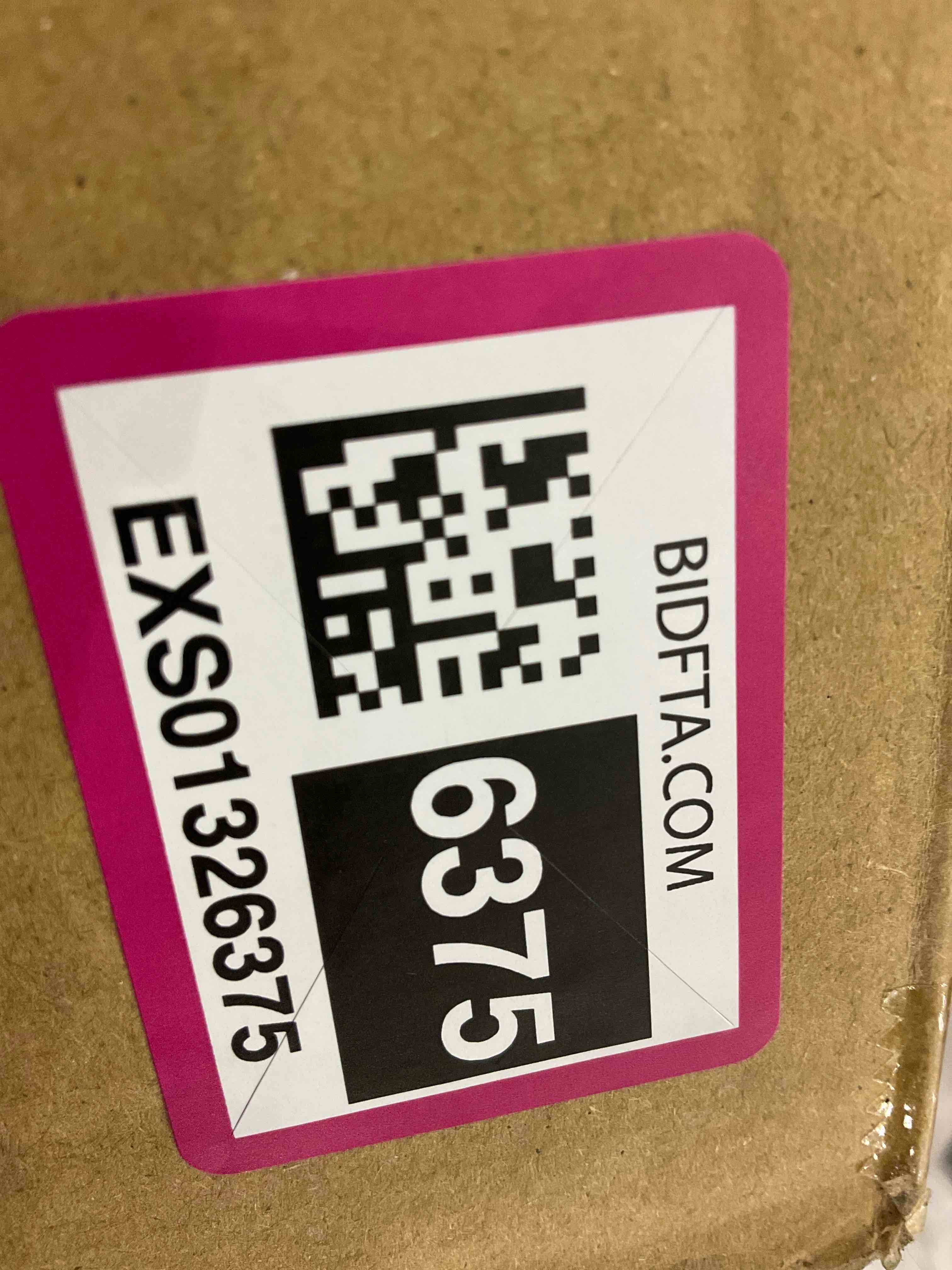 https://s3.amazonaws.com/lotting-images-prod/BargainHunt/EXS01326375_1712578663312.jpeg