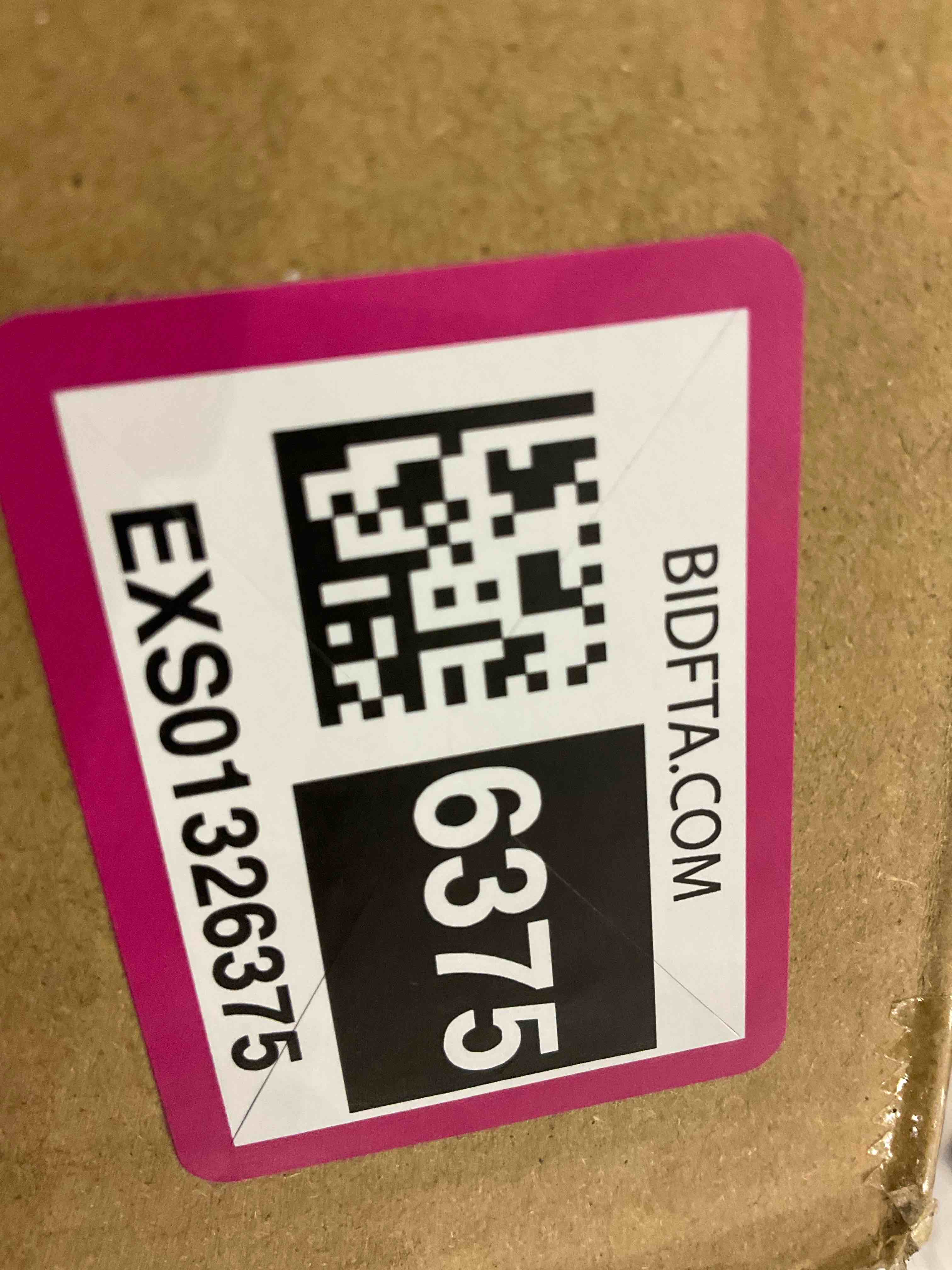 https://s3.amazonaws.com/lotting-images-prod/BargainHunt/EXS01326375_1712578664408.jpeg