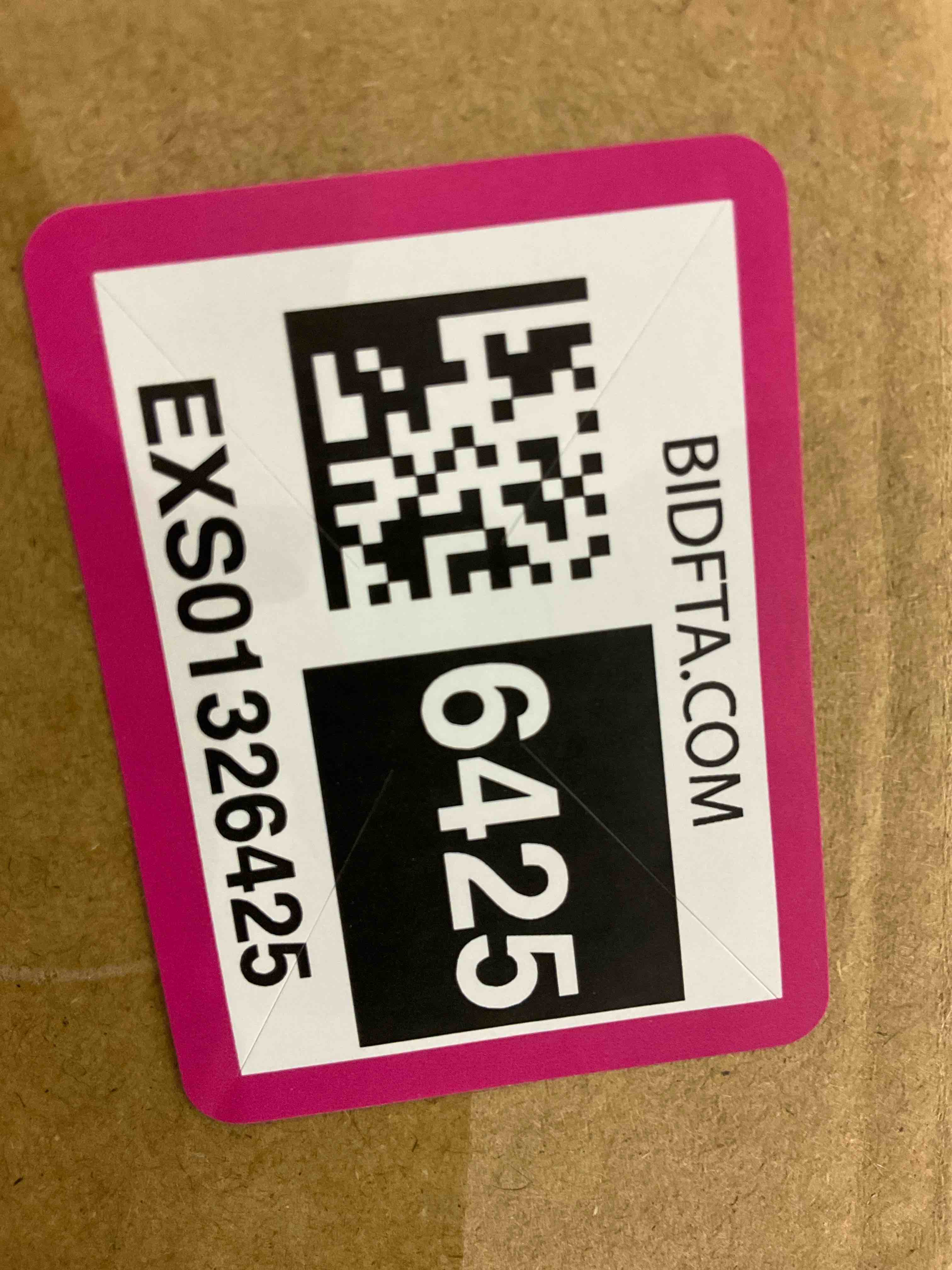 https://s3.amazonaws.com/lotting-images-prod/BargainHunt/EXS01326425_1712682532449.jpeg