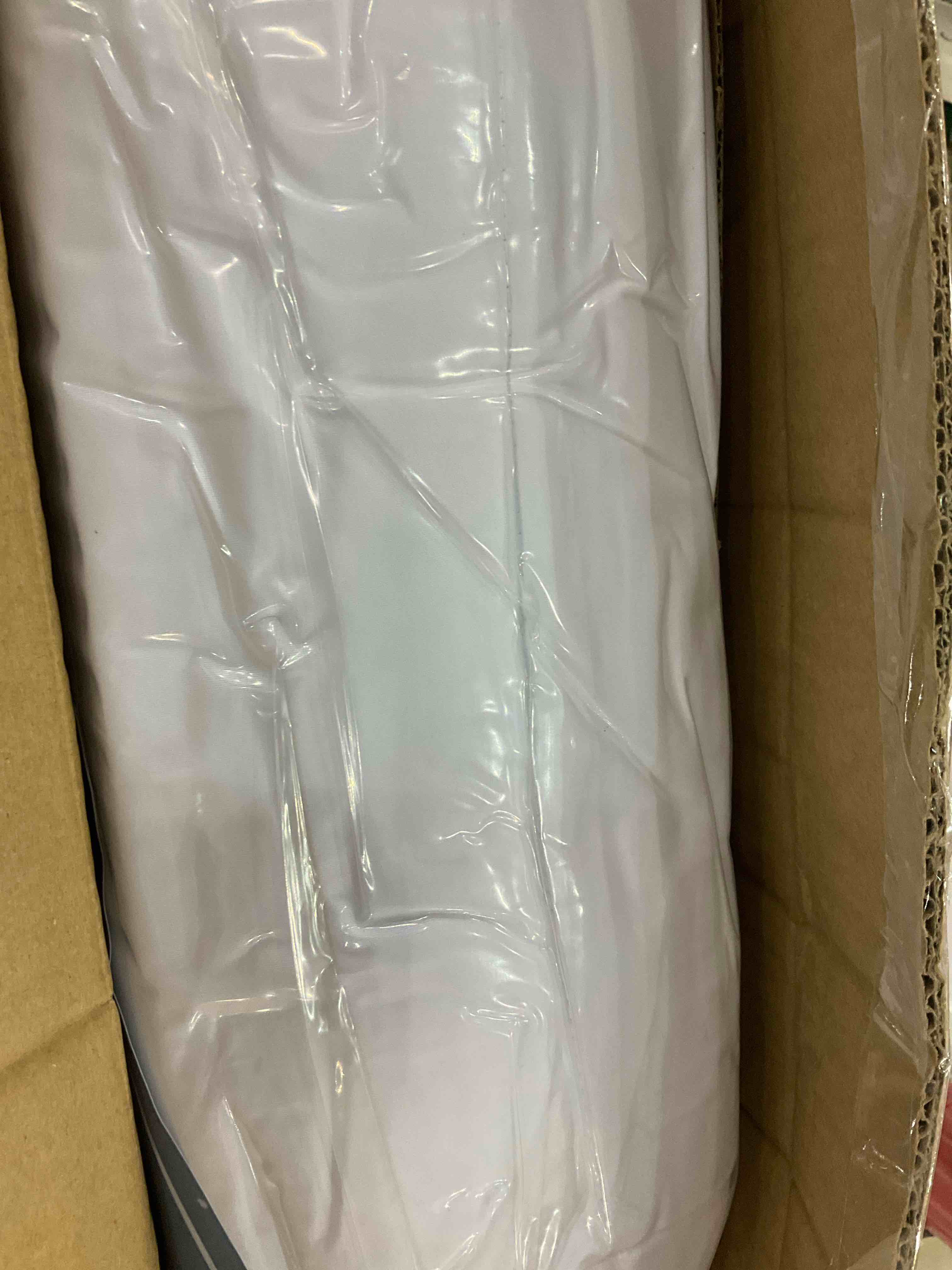https://s3.amazonaws.com/lotting-images-prod/BargainHunt/EXS01326494_1712751692929.jpeg